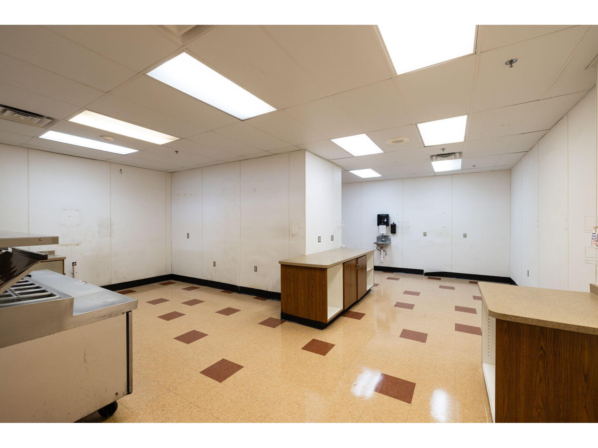 225 Sand Lake Onalaska WI 54650 1951933 image7