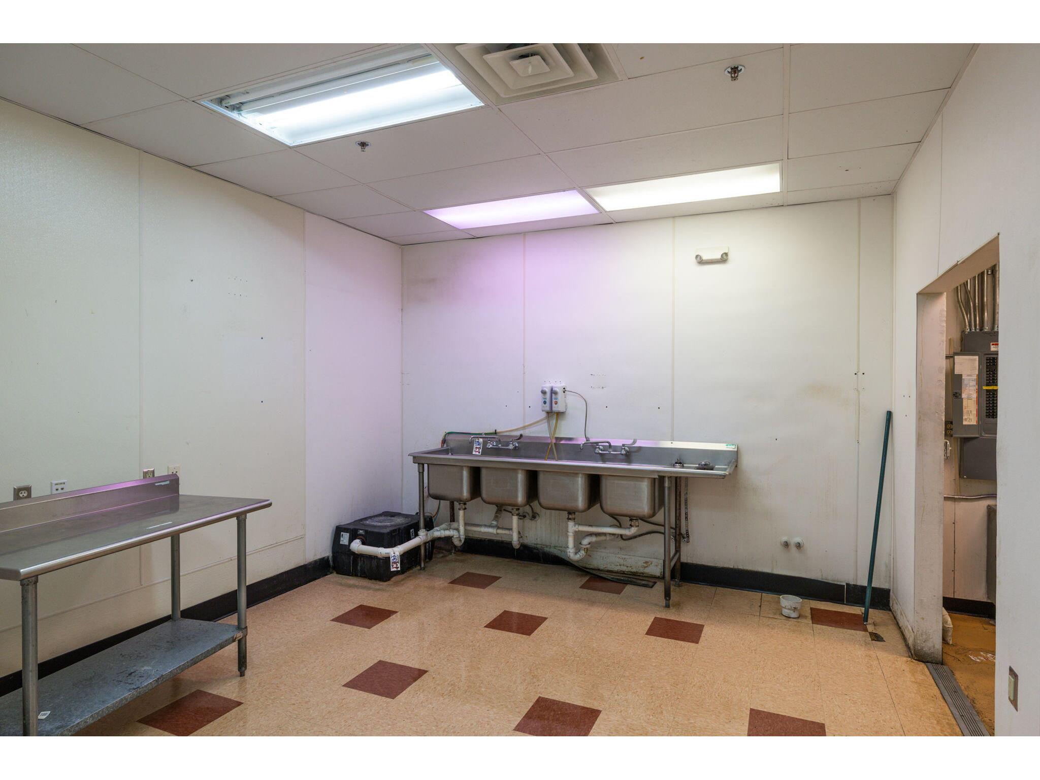 225 Sand Lake Onalaska WI 54650 1951933 image8