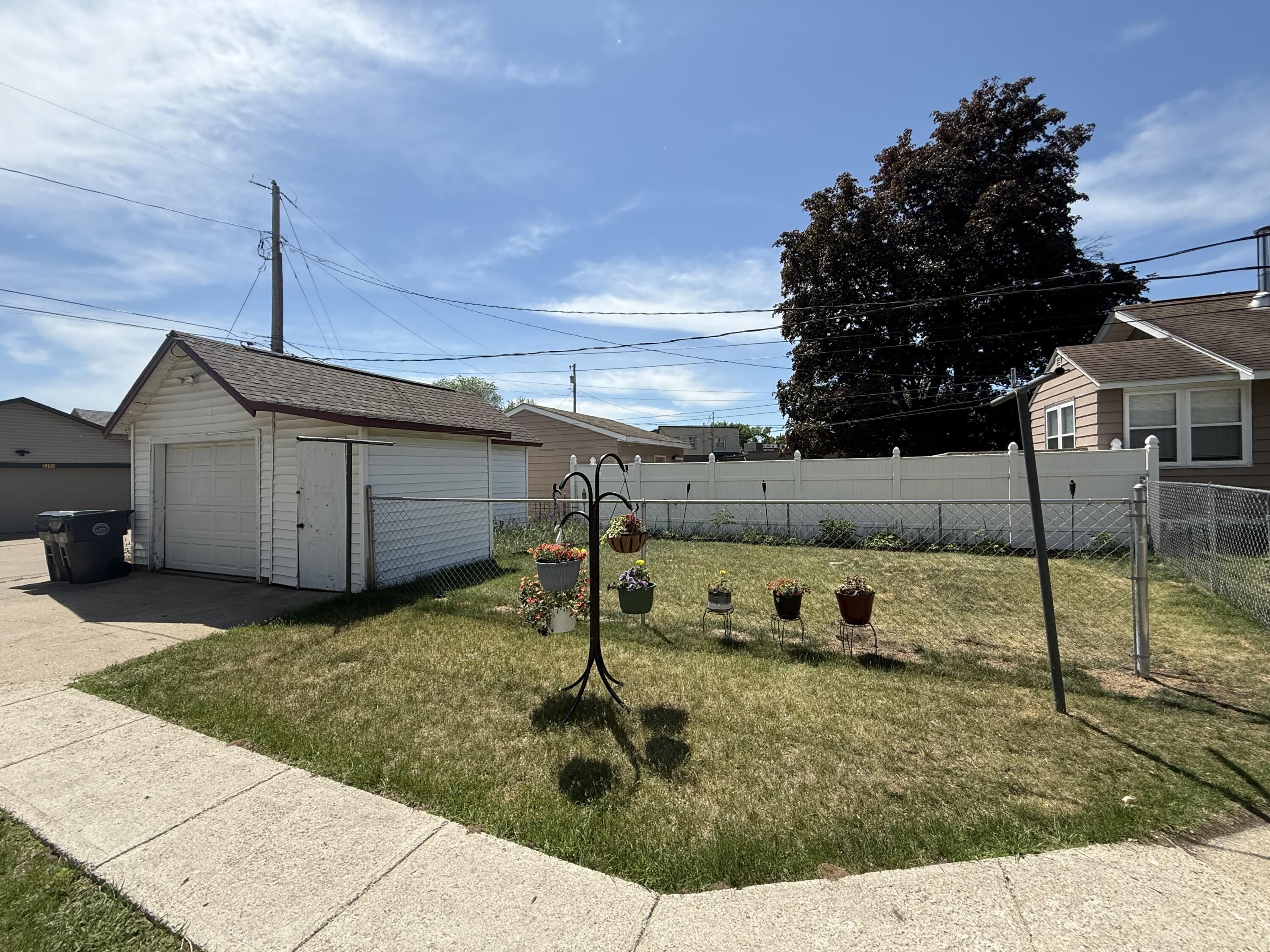 2253 14th La Crosse WI 54601 1964638 image22