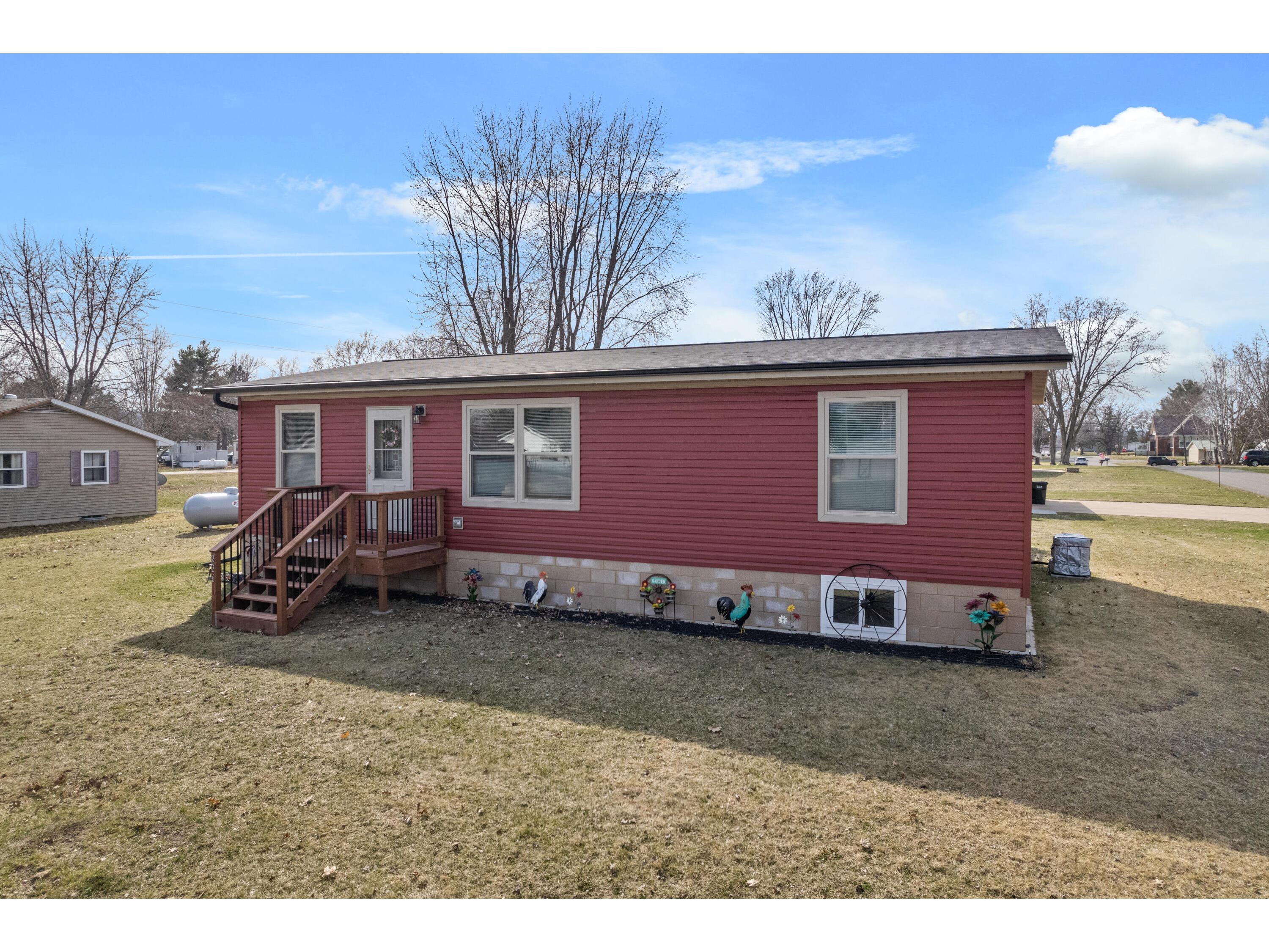 226 S Herman Buffalo City WI 54622 1955849 image1