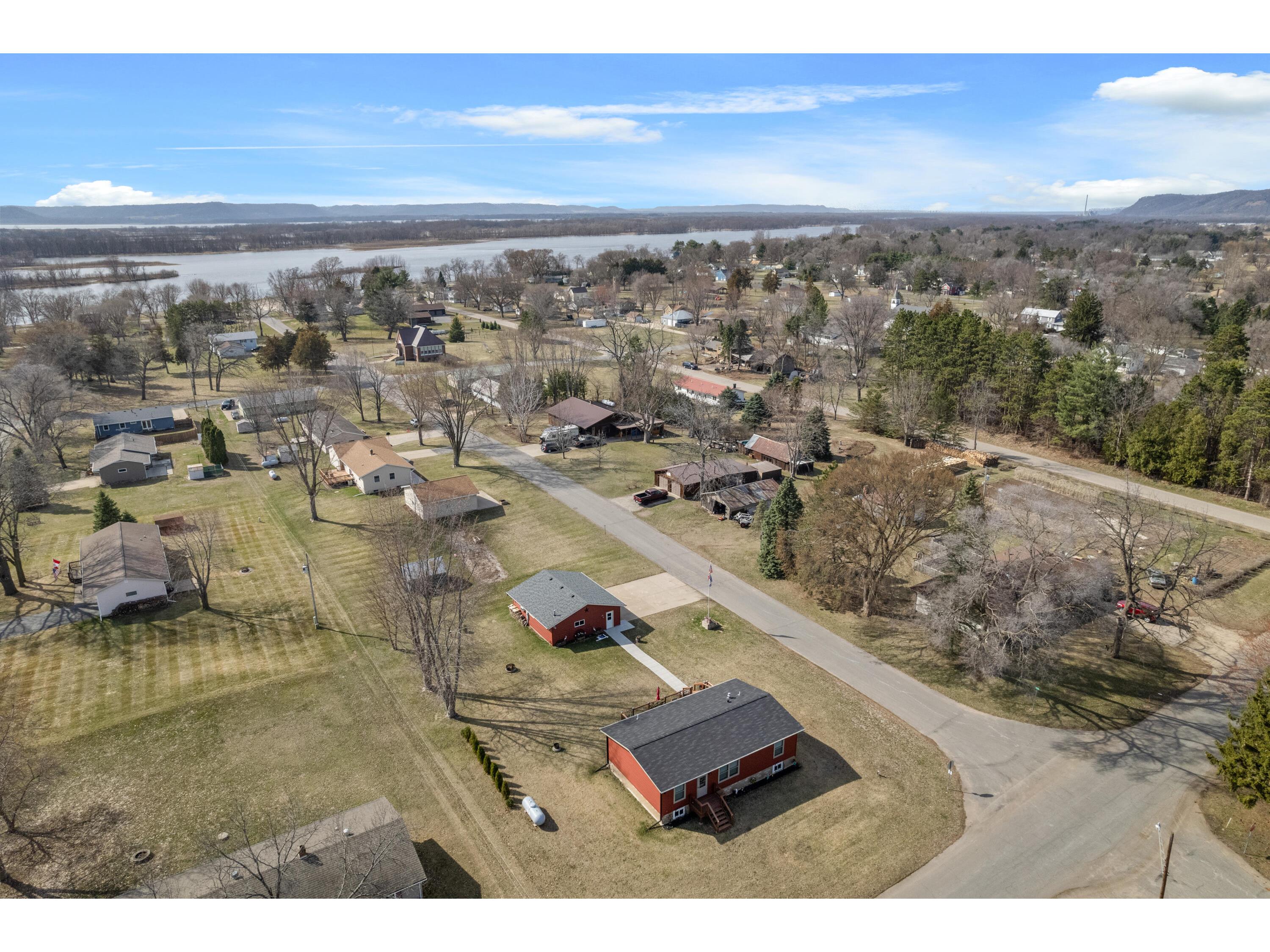 226 S Herman Buffalo City WI 54622 1955849 image2