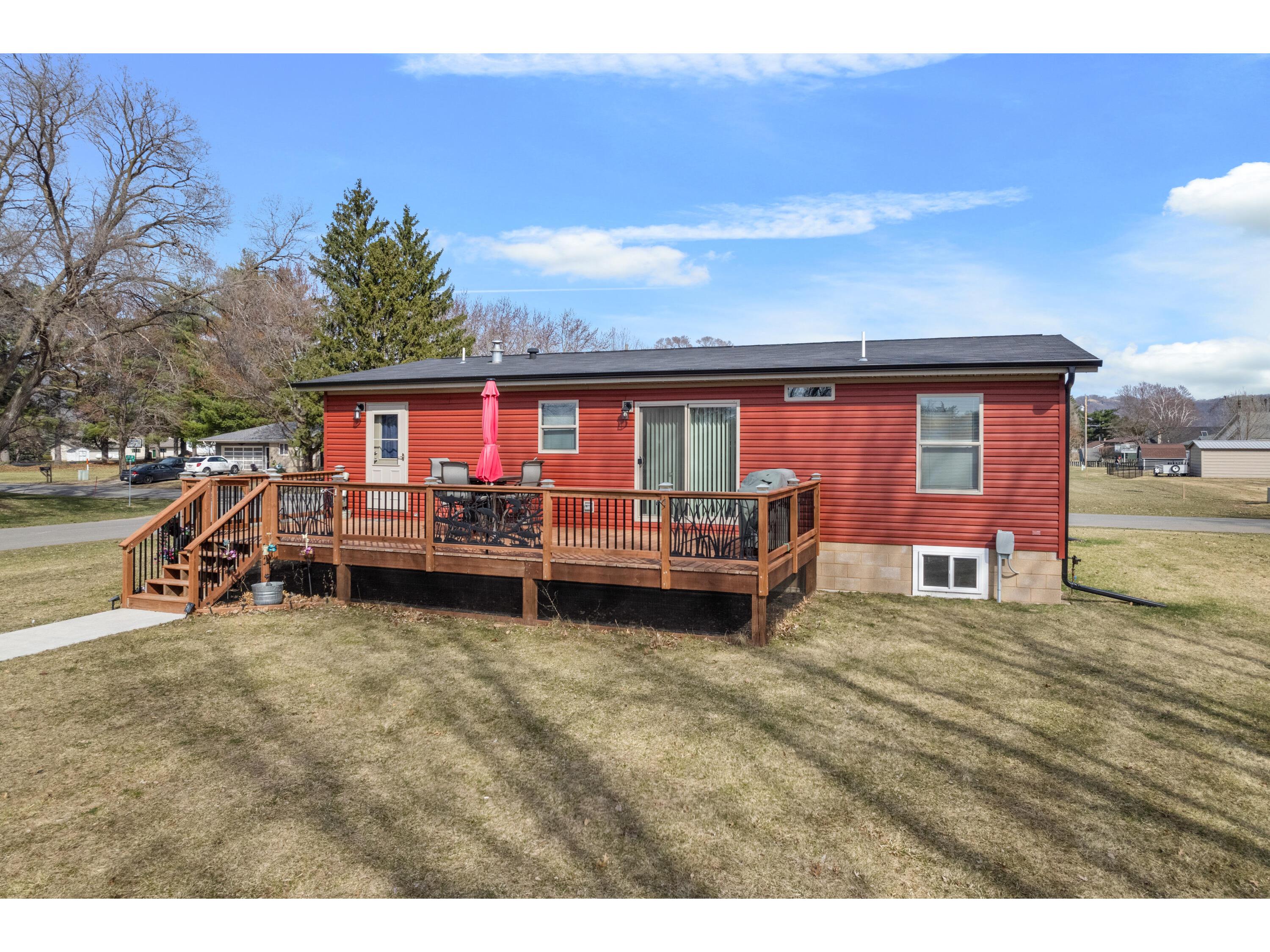 226 S Herman Buffalo City WI 54622 1955849 image23