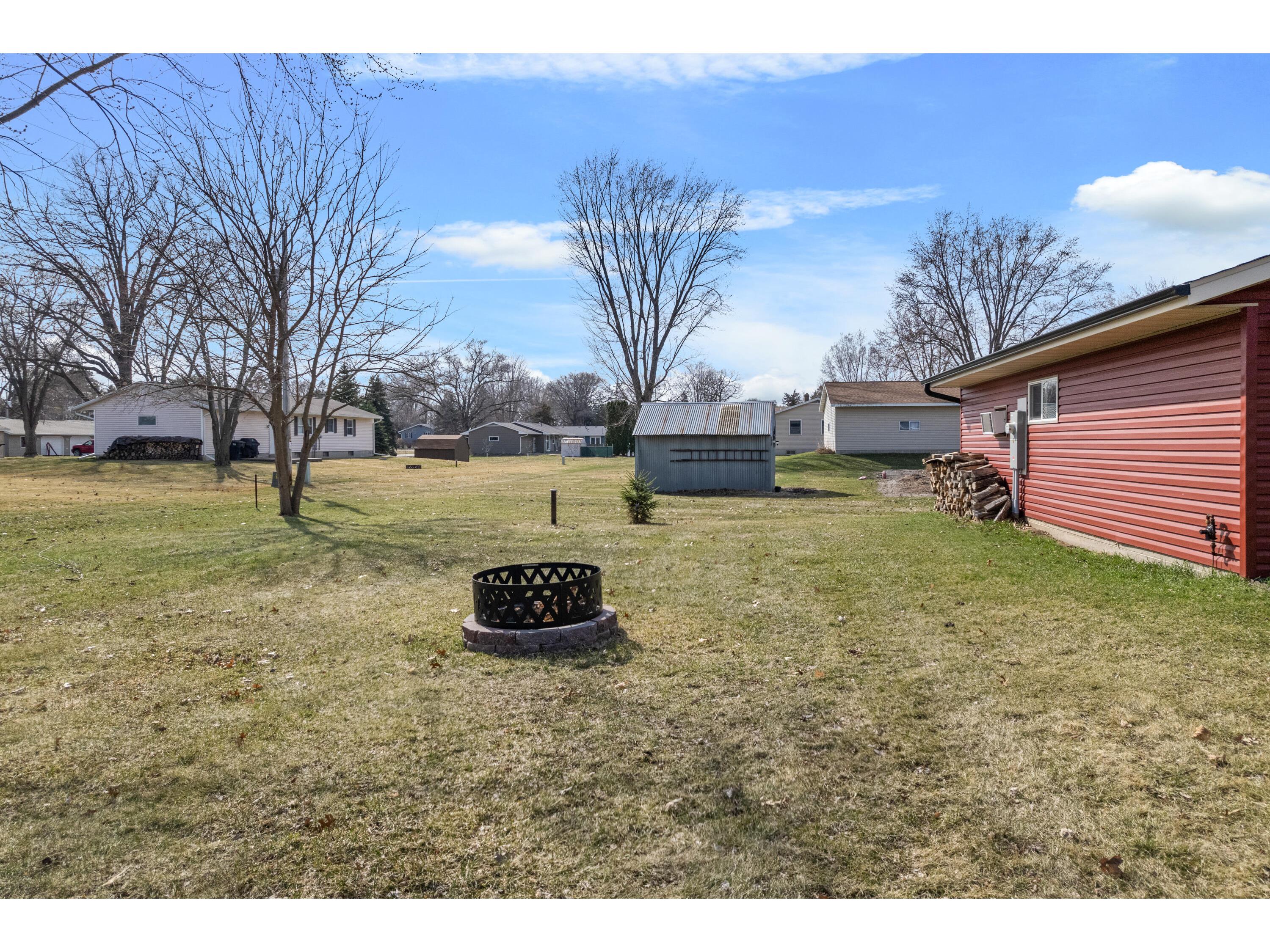 226 S Herman Buffalo City WI 54622 1955849 image25