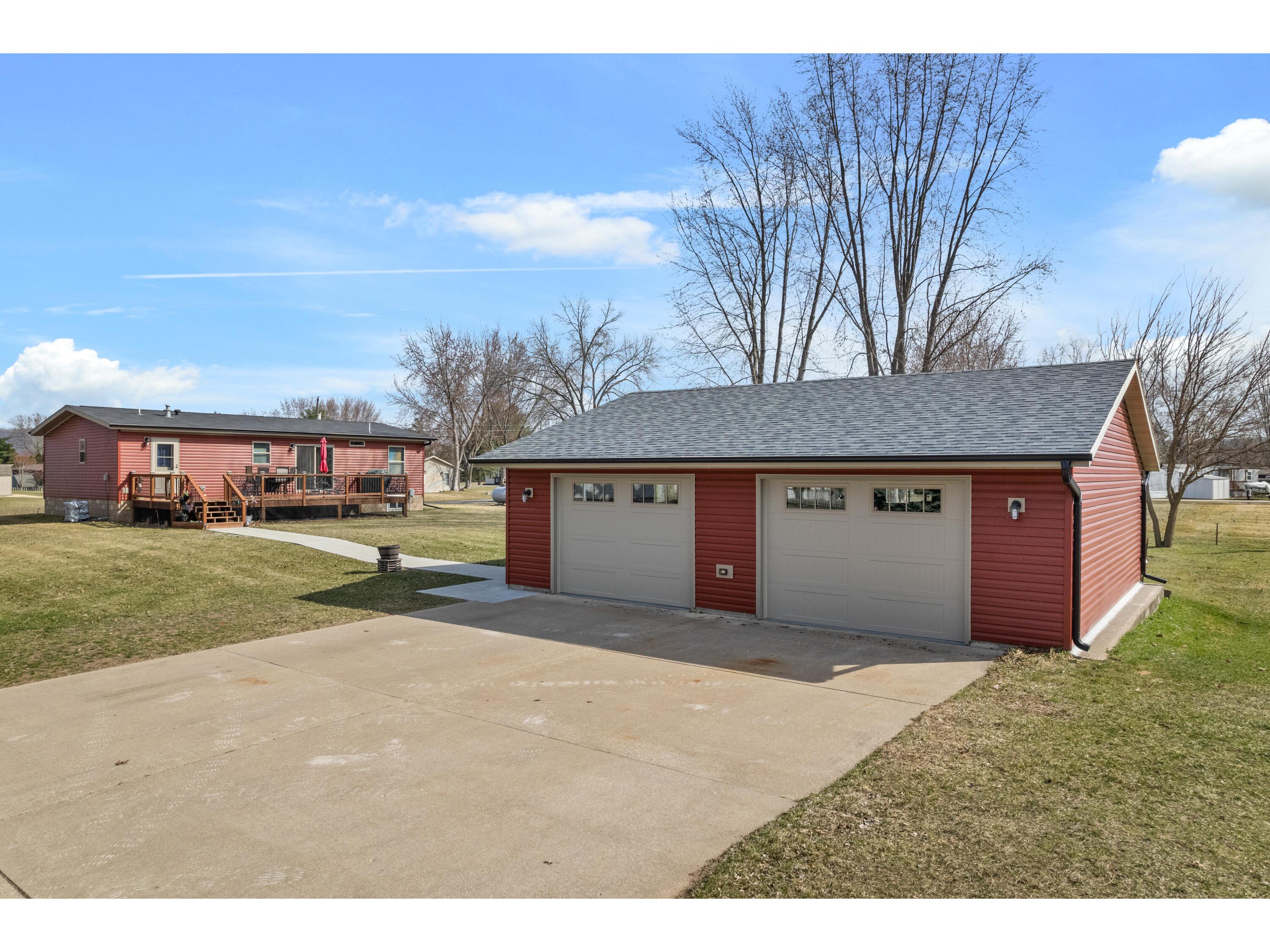 226 S Herman Buffalo City WI 54622 1955849 image26