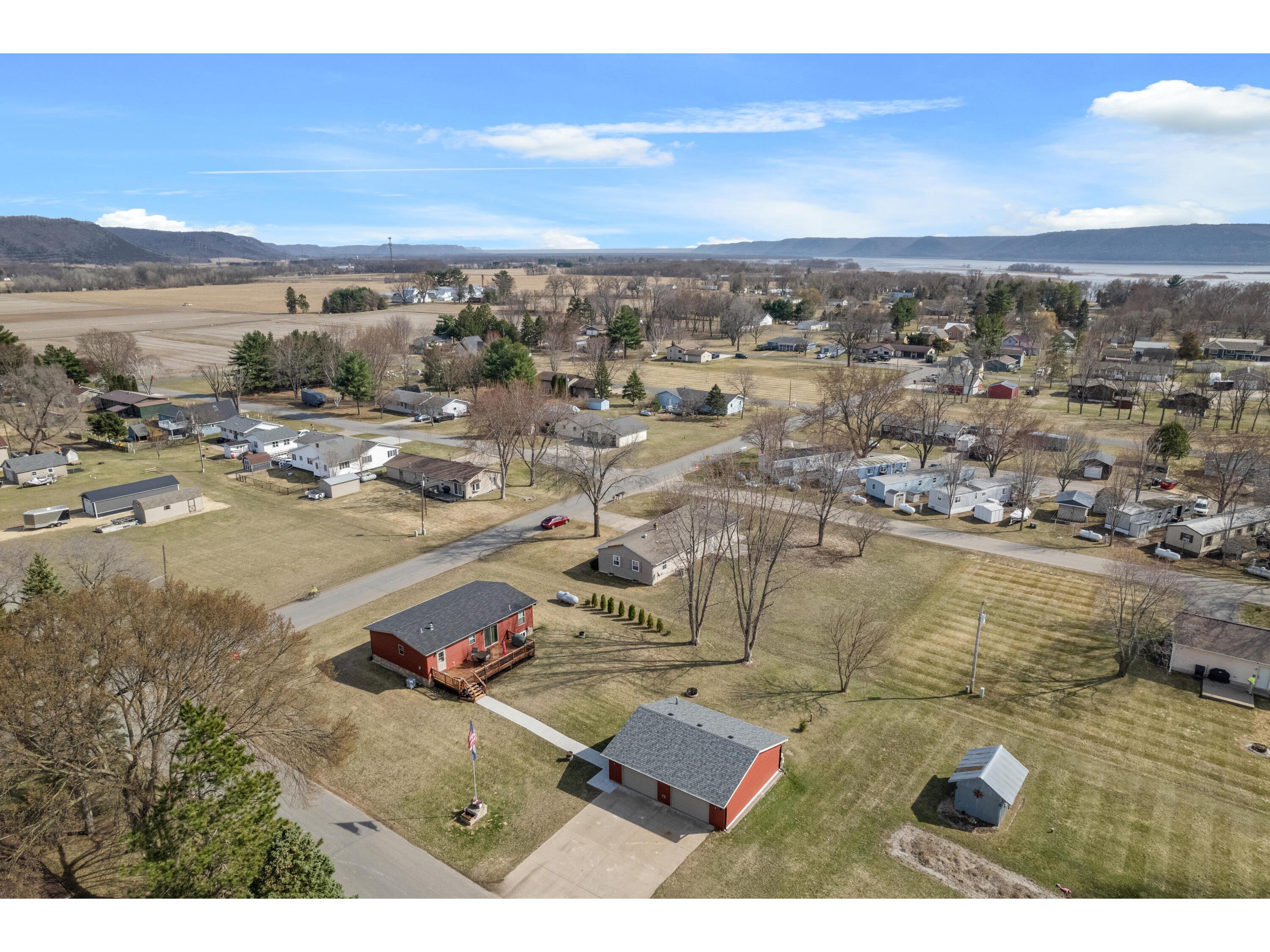 226 S Herman Buffalo City WI 54622 1955849 image27