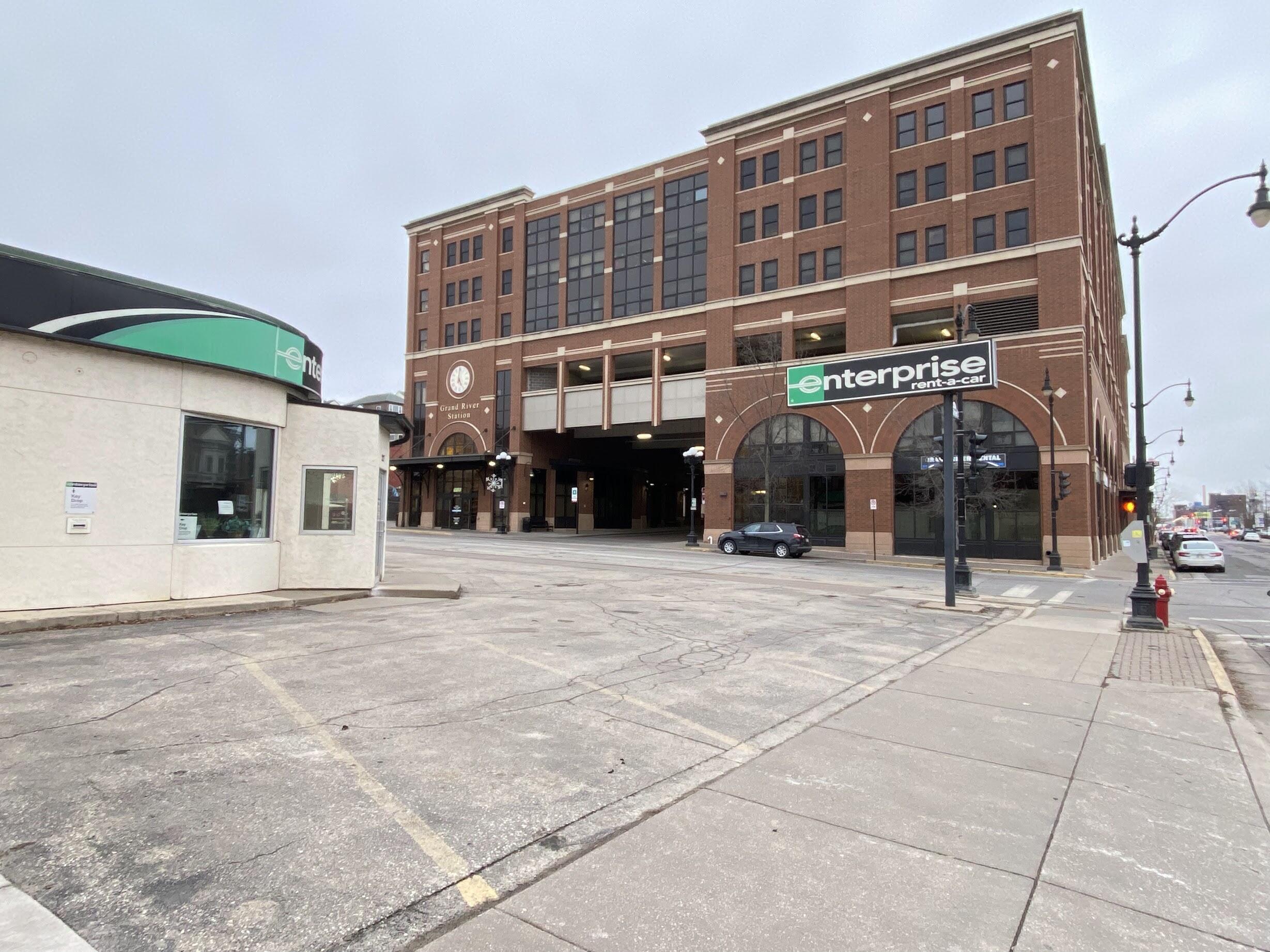 227 3rd La Crosse WI 54601 1951124 image2