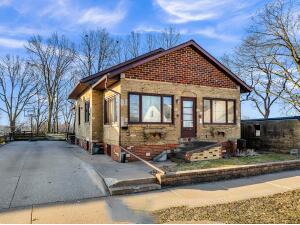 2300 West Ave S La Crosse WI 54601 1865470 image1