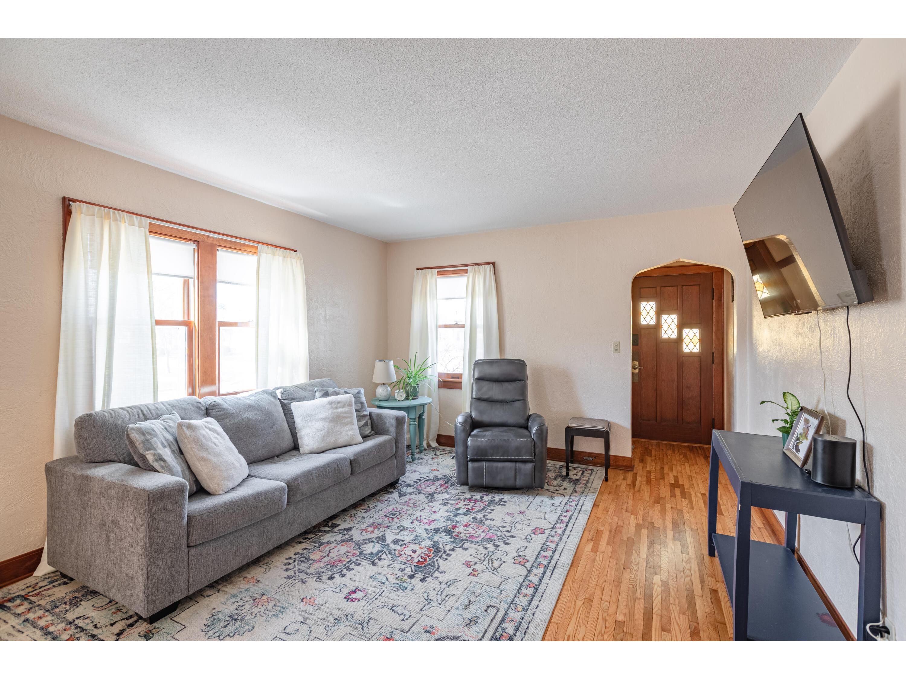 2302 Market La Crosse WI 54601 1958092 image3