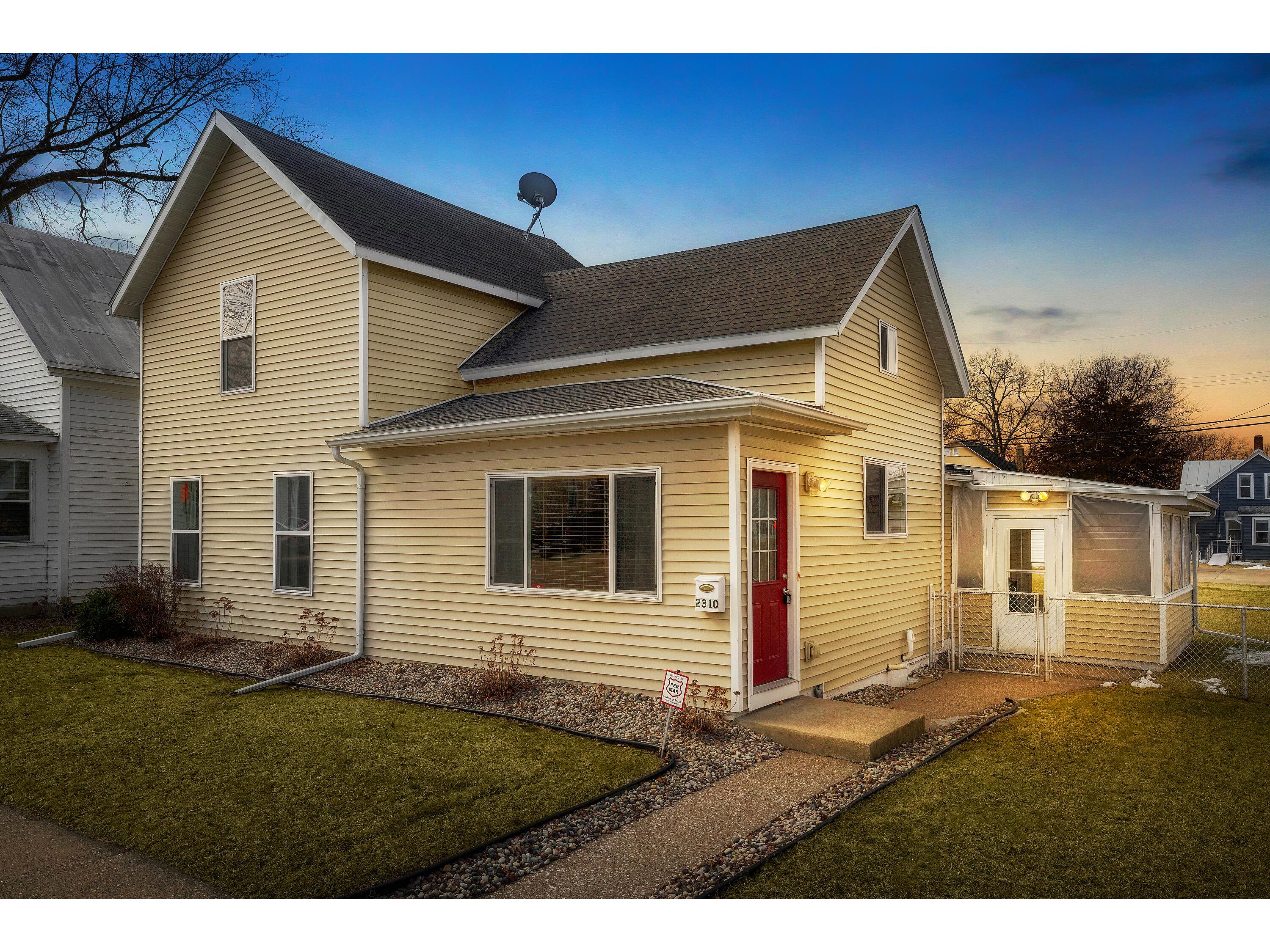 2310 13th La Crosse WI 54601 1827257 image1