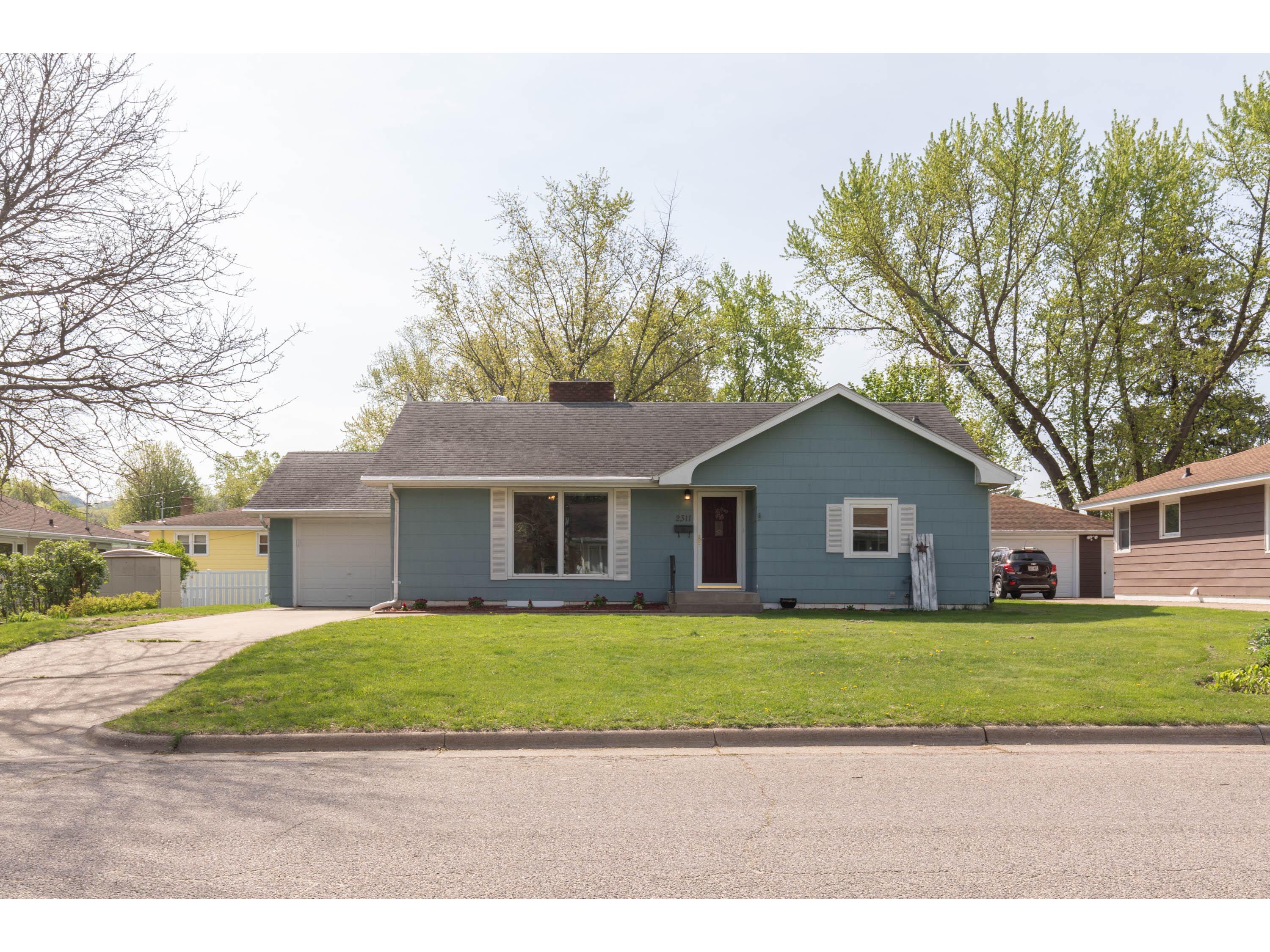 2311 Coulee La Crosse WI 54601 1833920 image1