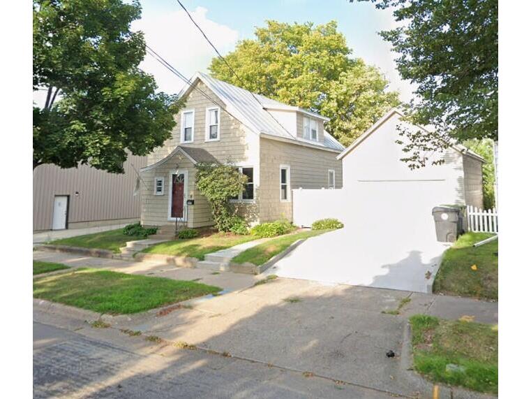 2315 13th La Crosse WI 54601 1954134 image1