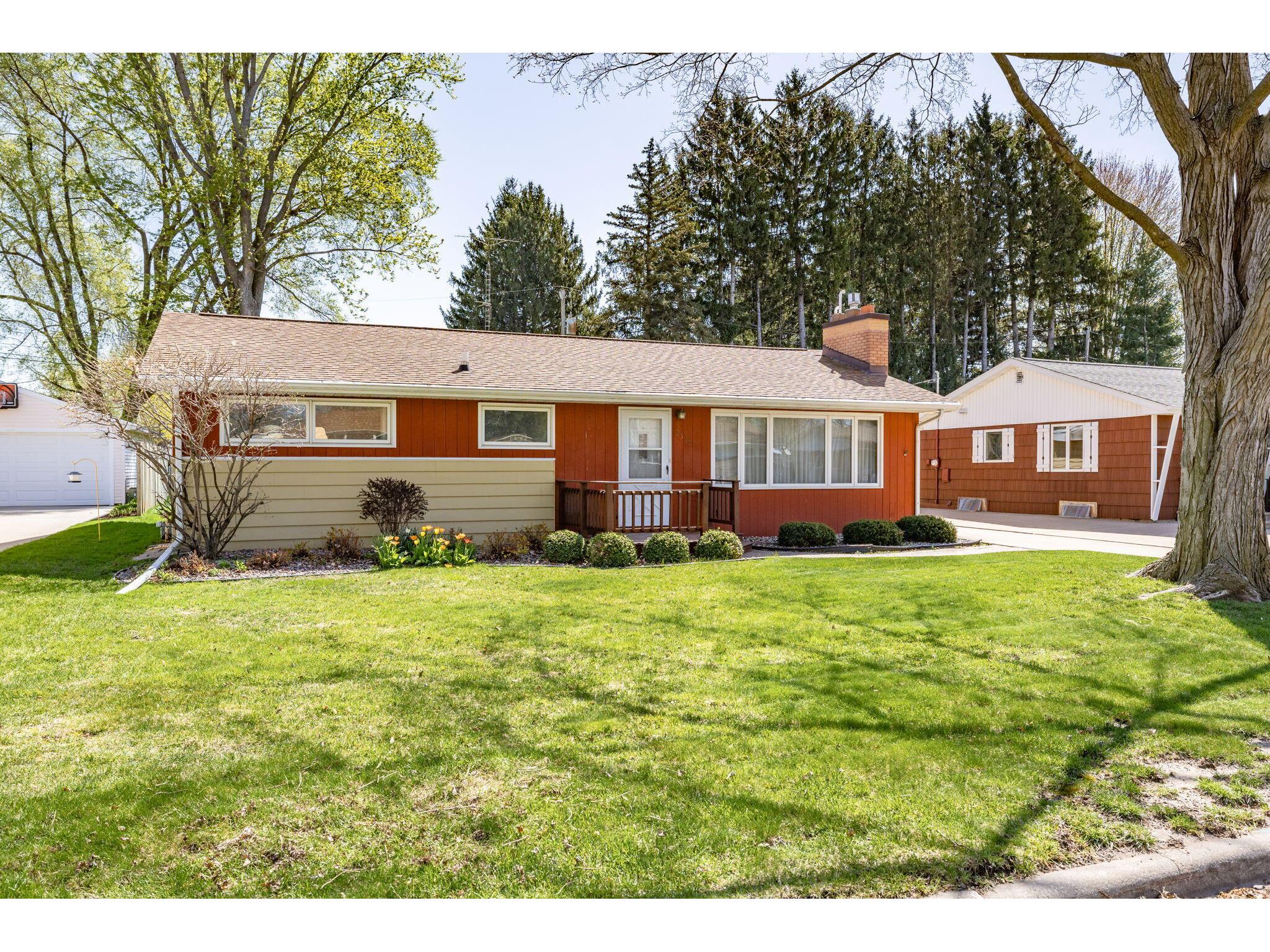 2317 31st La Crosse WI 54601 1959185 image1