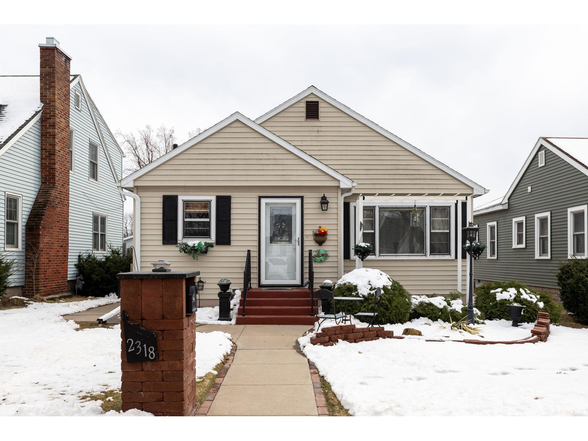 2318 Mississippi La Crosse WI 54601 1910892 image1