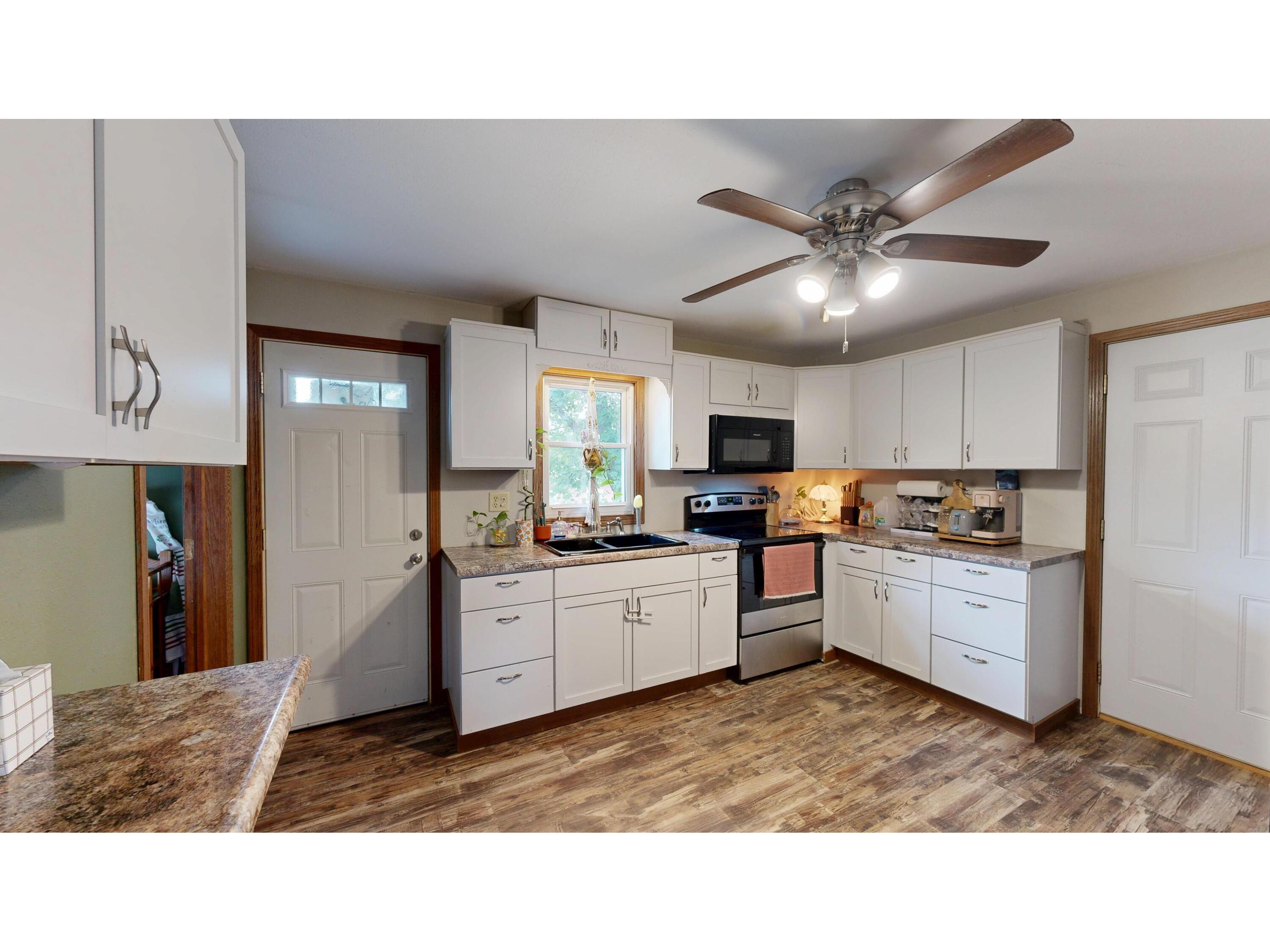 232 1st Spring Grove MN 55974 1957922 image9