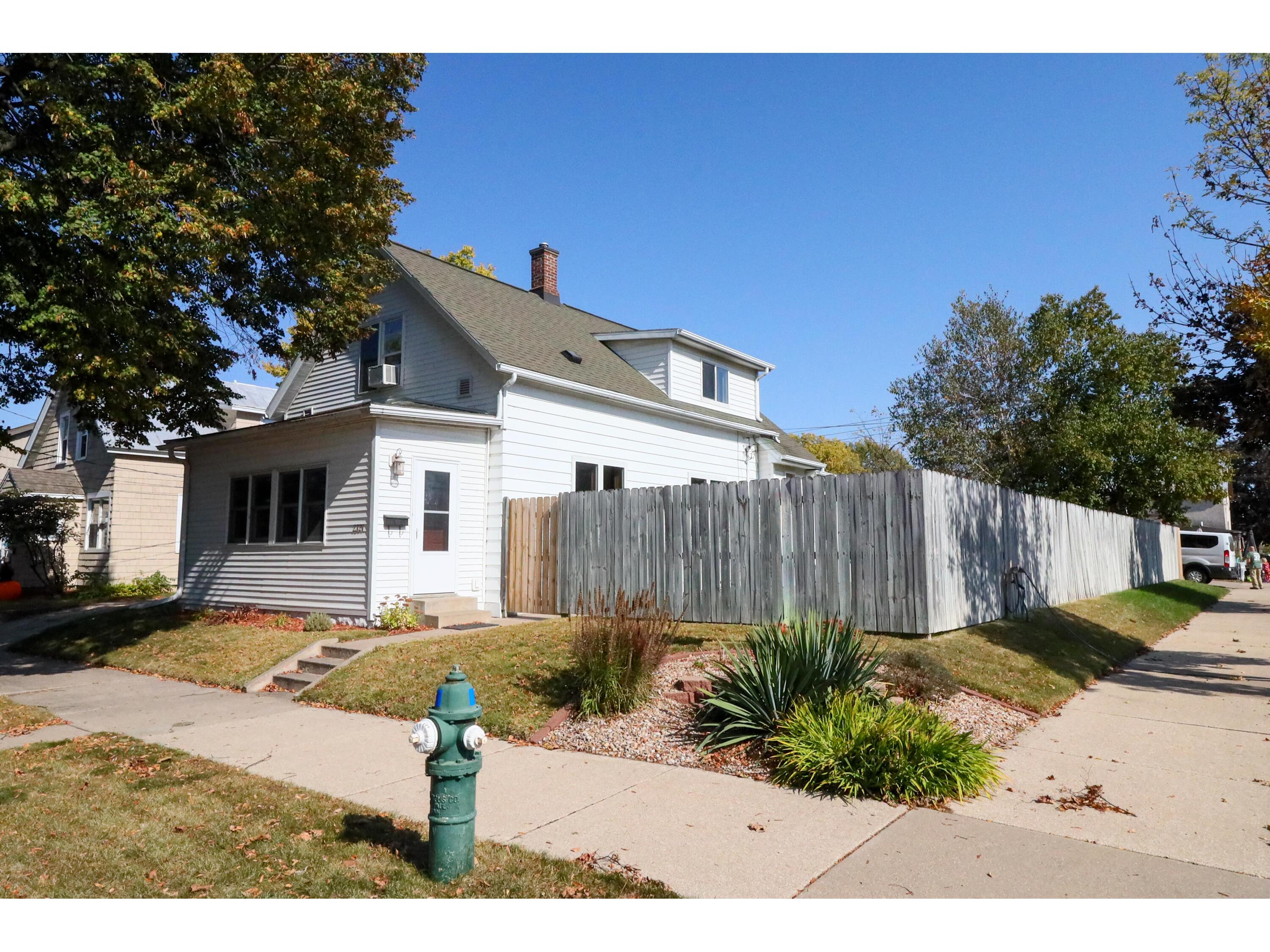 2321 13th La Crosse WI 54601 1895924 image1