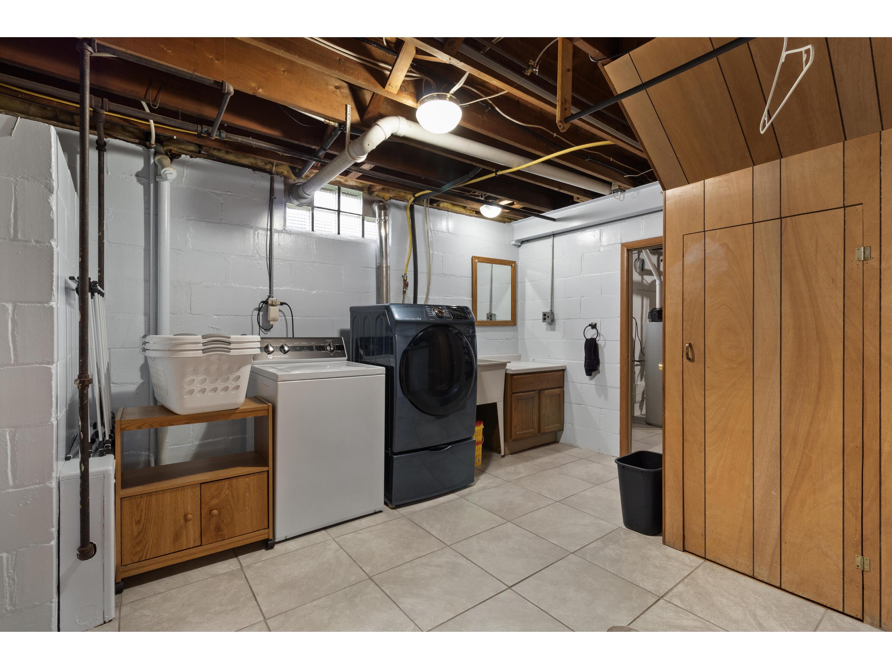 2321 Johnson La Crosse WI 54601 1968935 image23