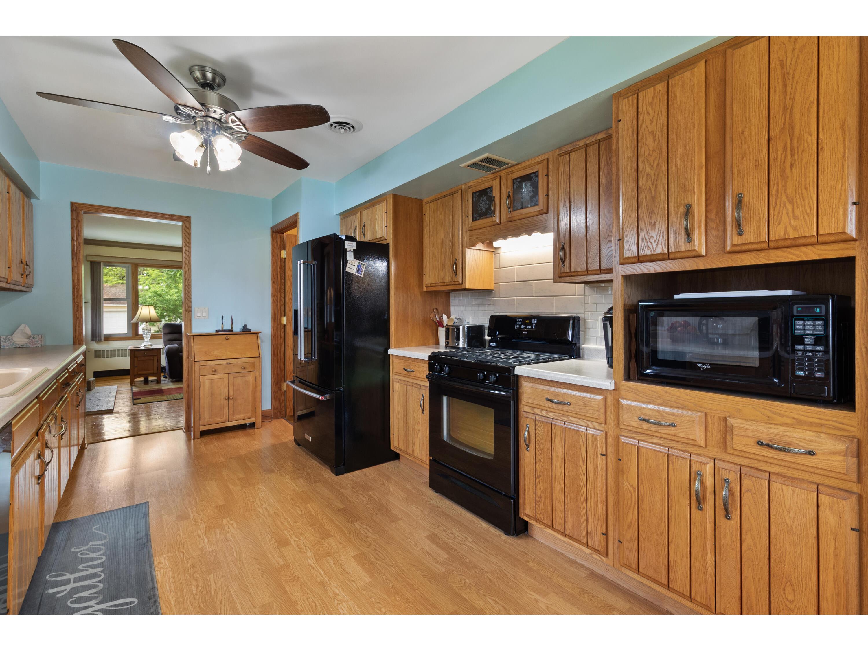 2321 Johnson La Crosse WI 54601 1968935 image6