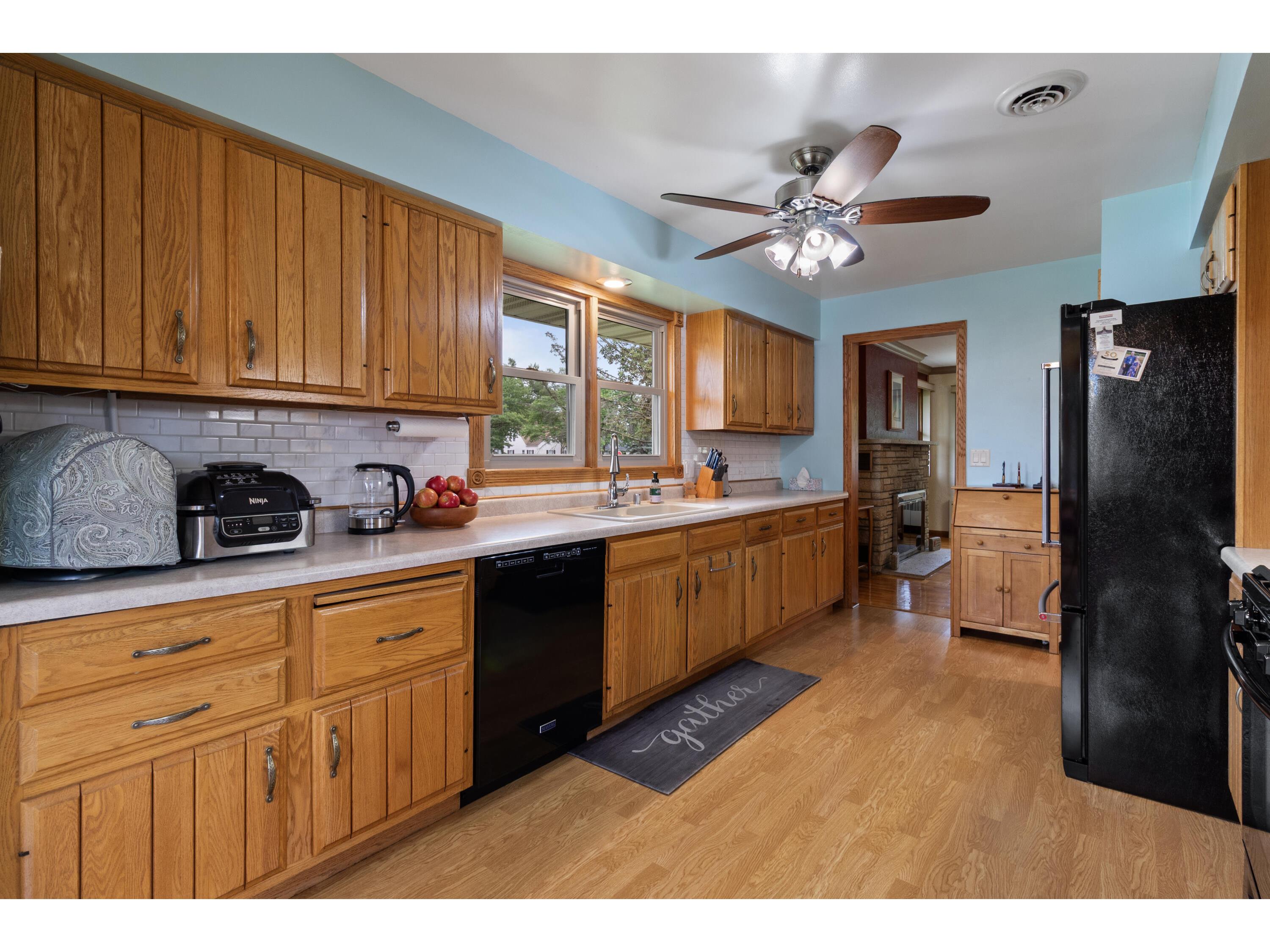 2321 Johnson La Crosse WI 54601 1968935 image7
