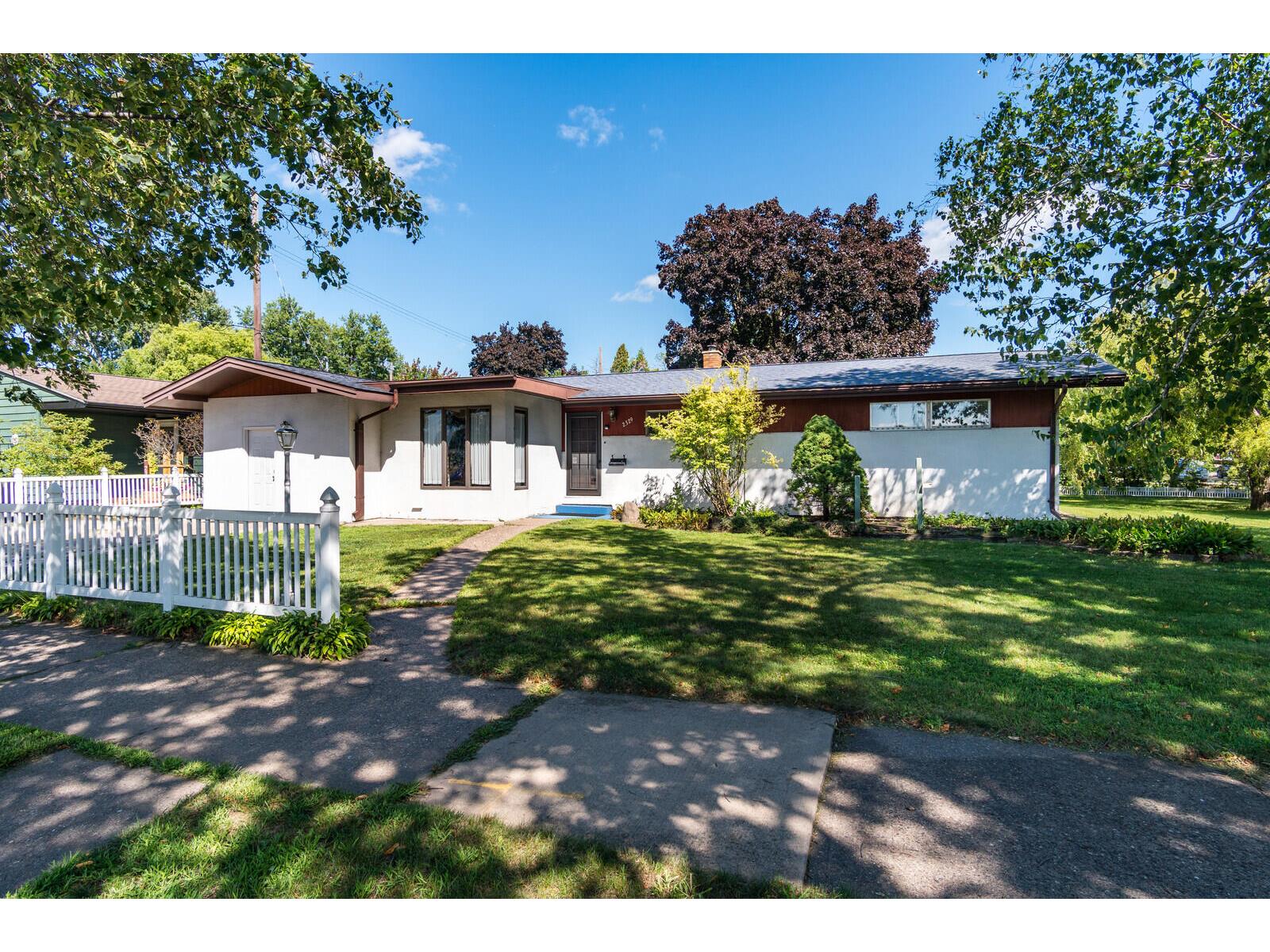 2329 23rd La Crosse WI 54601 1932706 image1