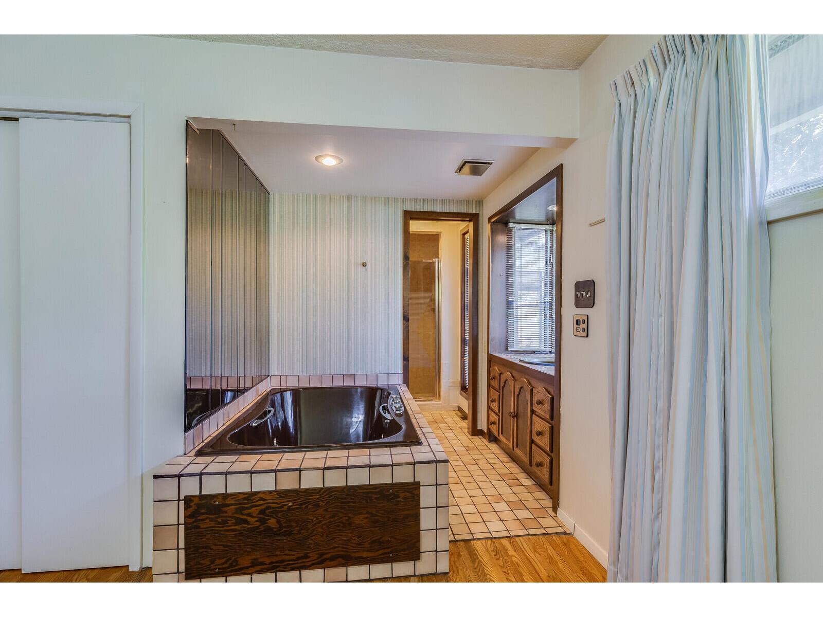 2329 23rd La Crosse WI 54601 1932706 image12