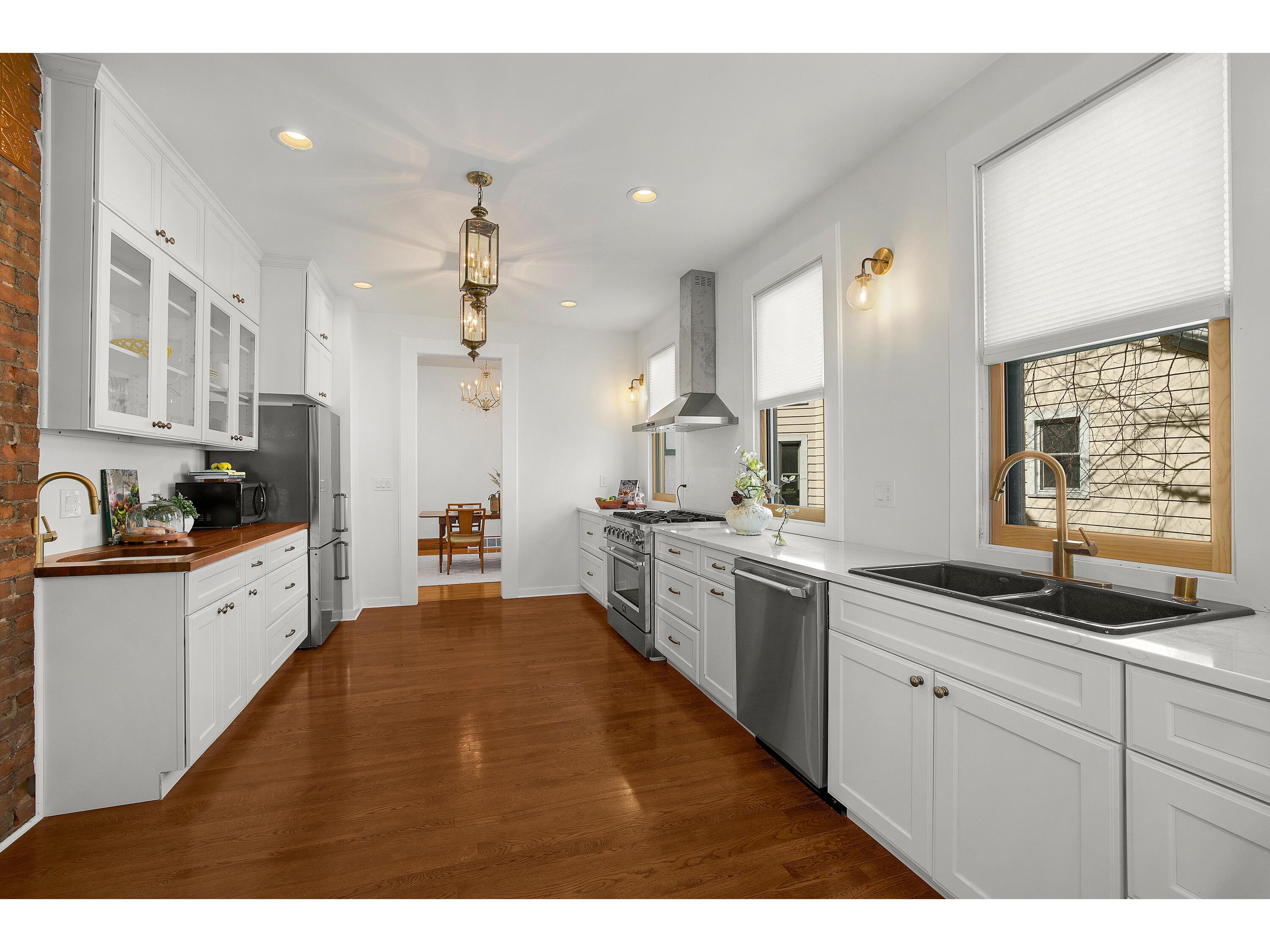 233 9th #235 La Crosse WI 54601 1913308 image10