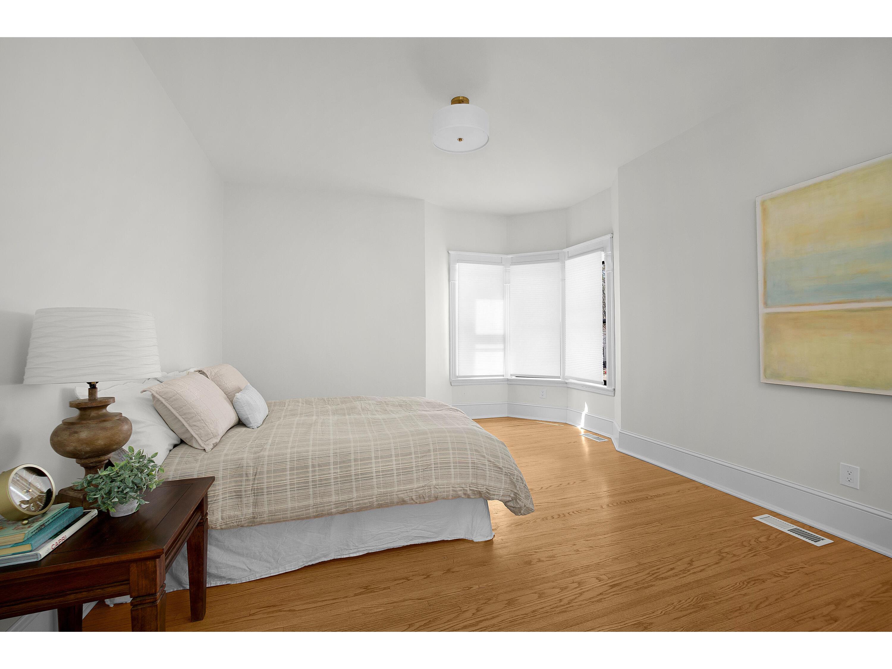 233 9th #235 La Crosse WI 54601 1913308 image21