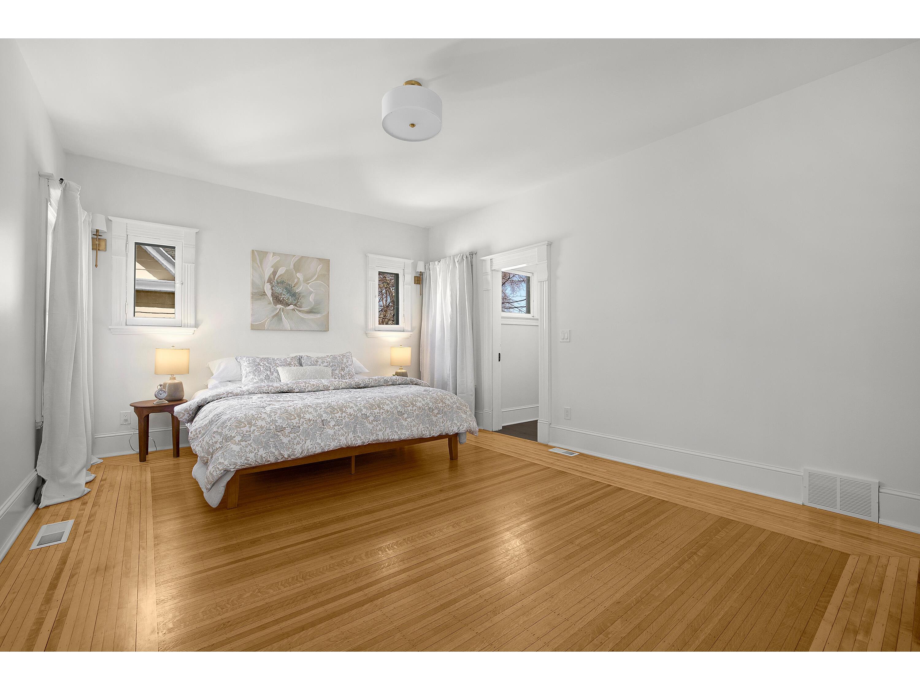 233 9th #235 La Crosse WI 54601 1913308 image24