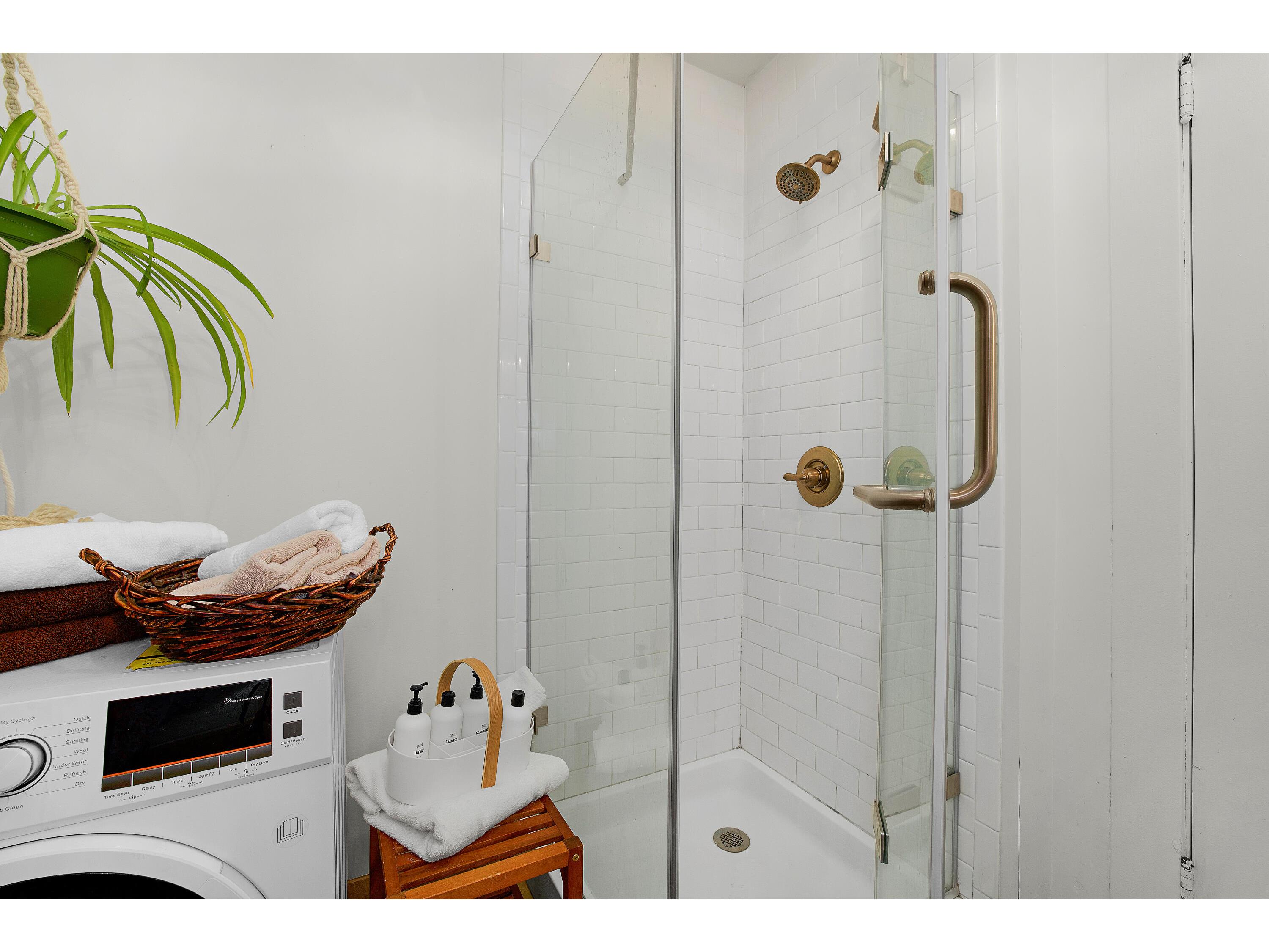 233 9th #235 La Crosse WI 54601 1913308 image34