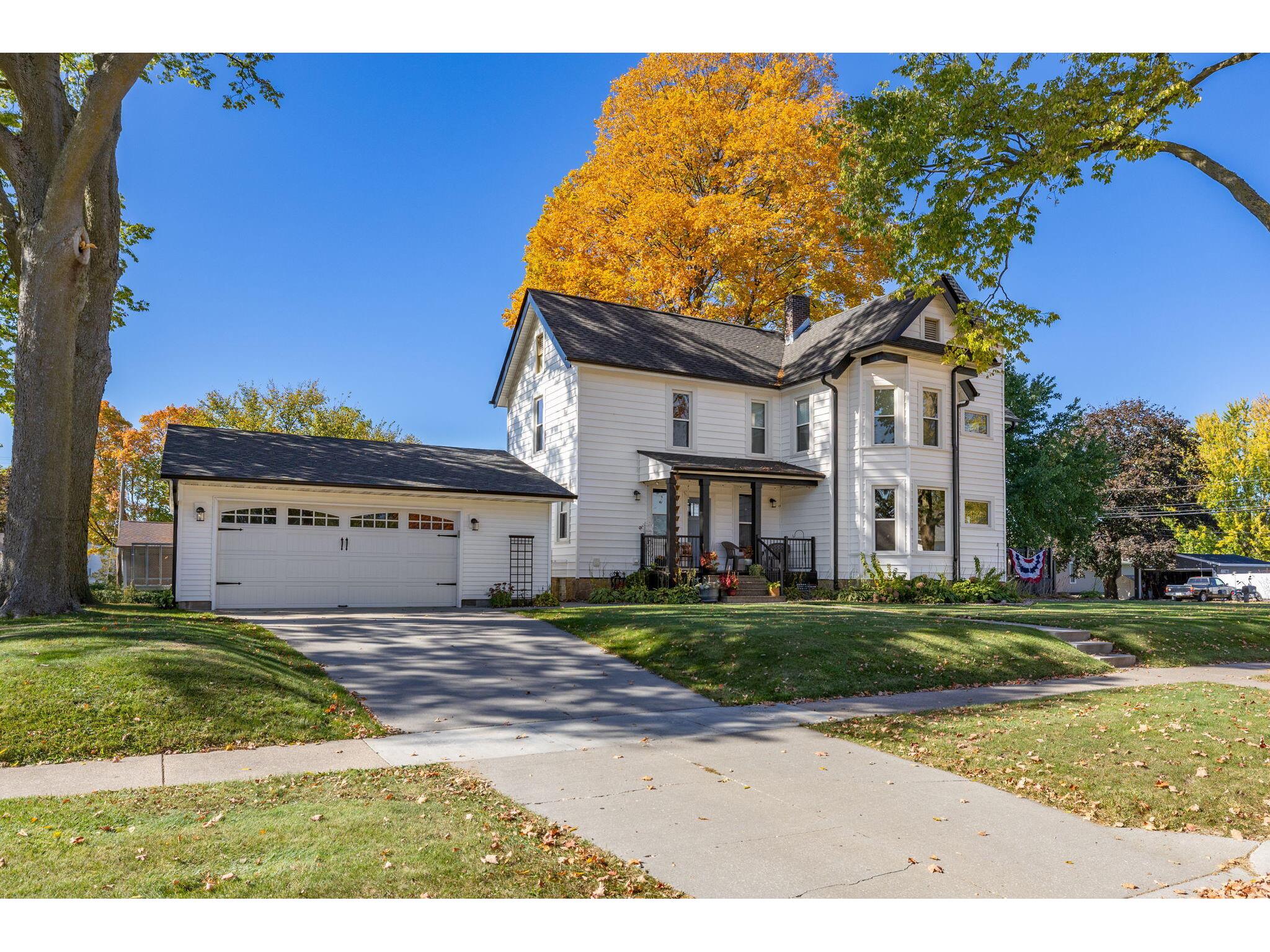 235 Garland West Salem WI 54669 1896044 image1