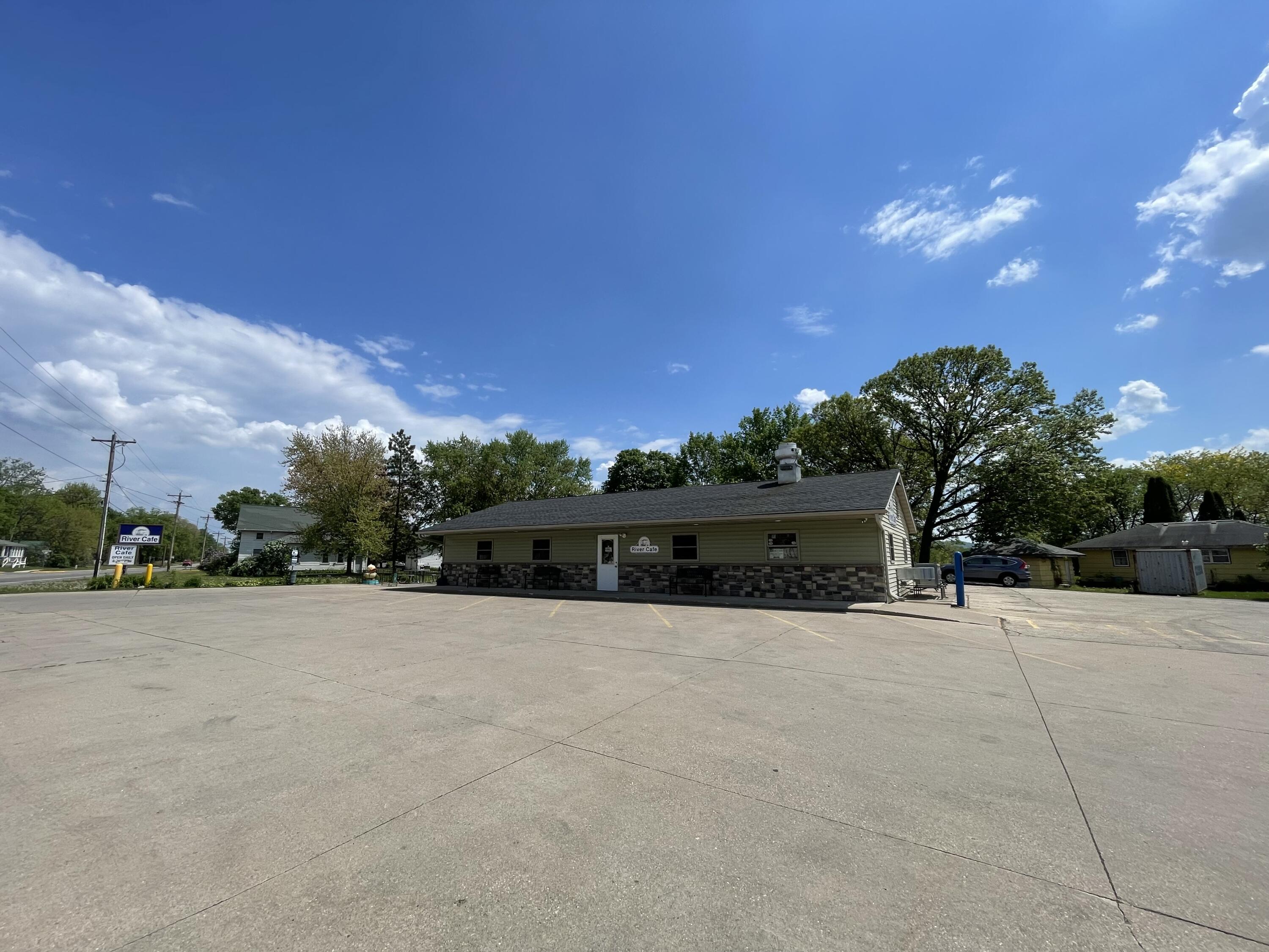 23991 3rd #Suite B Trempealeau WI 54661 1918022 image1