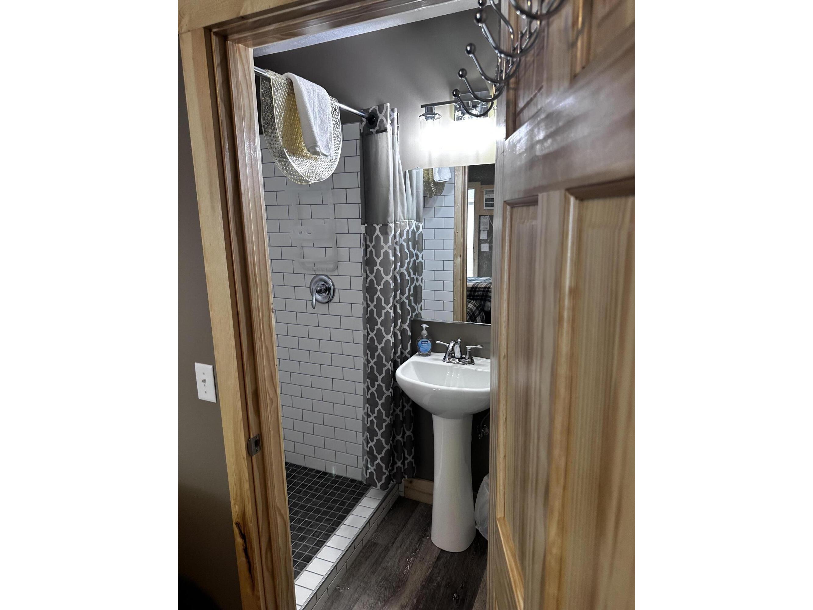 240 N State Rd 35 Alma WI 54610 1923905 image38