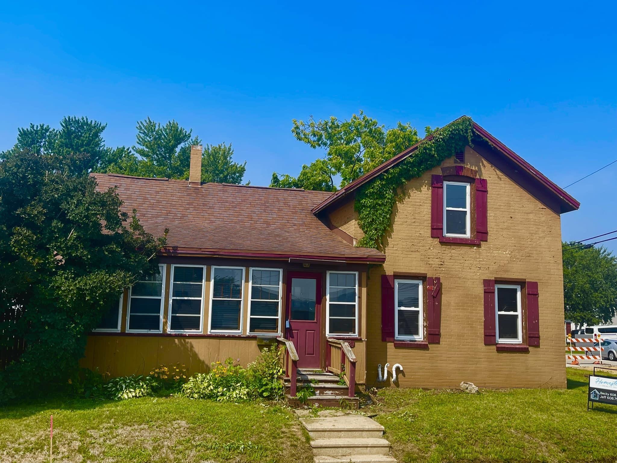 2402 14th La Crosse WI 54601 1857500 image1