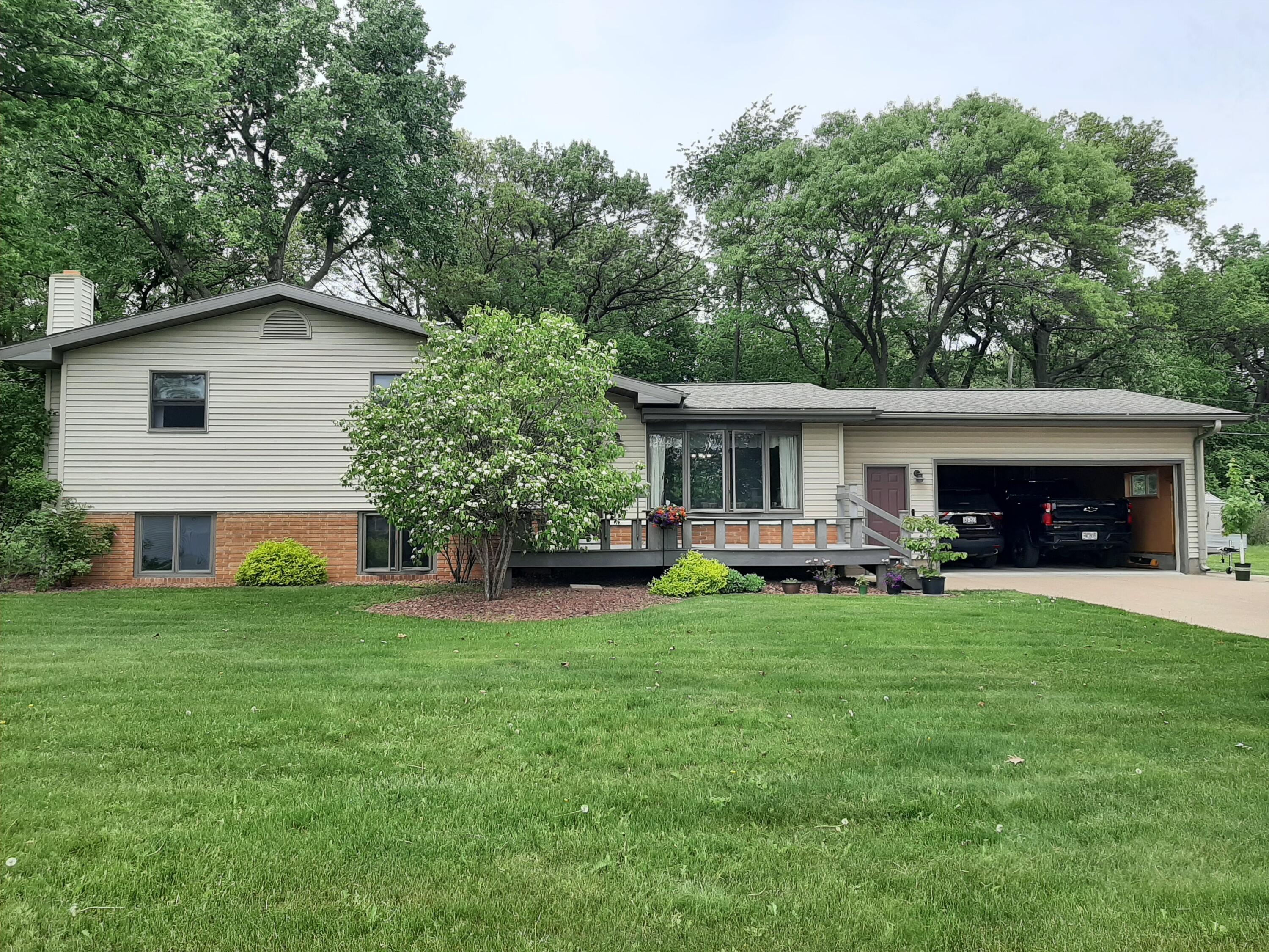24048 Flock La Grange WI 54660 1876173 image1
