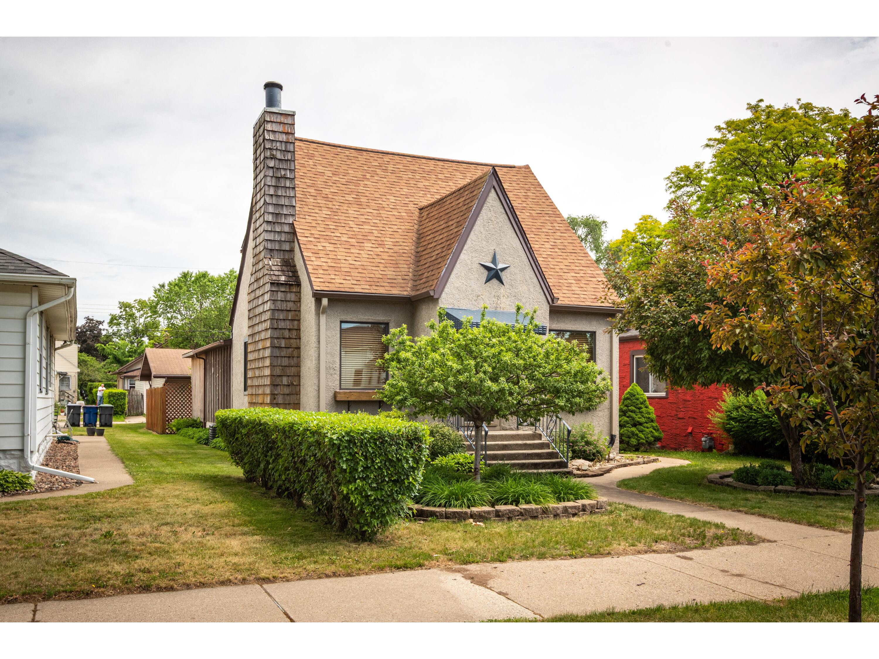 2406 Wood La Crosse WI 54603 1965369 image1