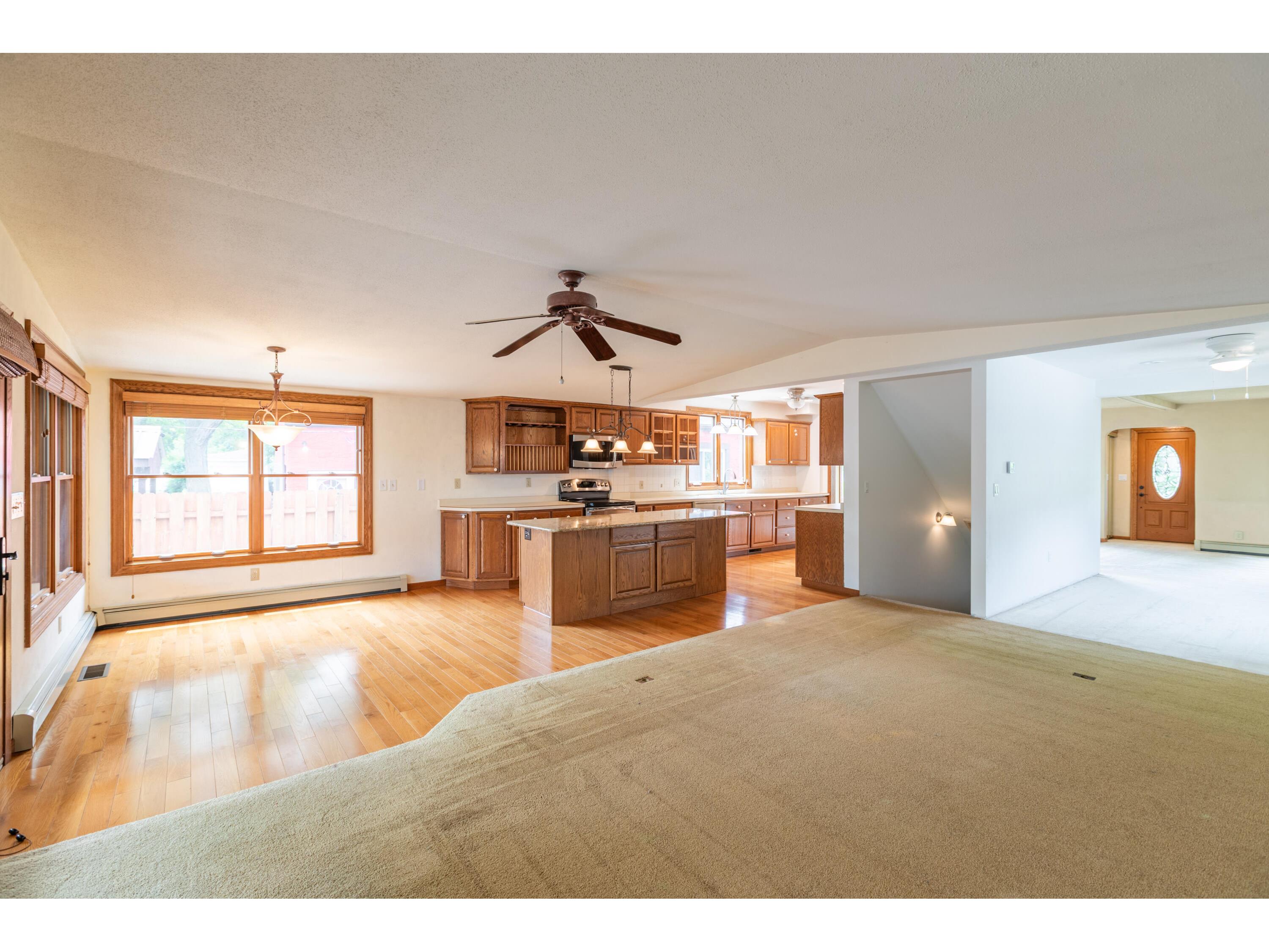 2406 Wood La Crosse WI 54603 1965369 image10
