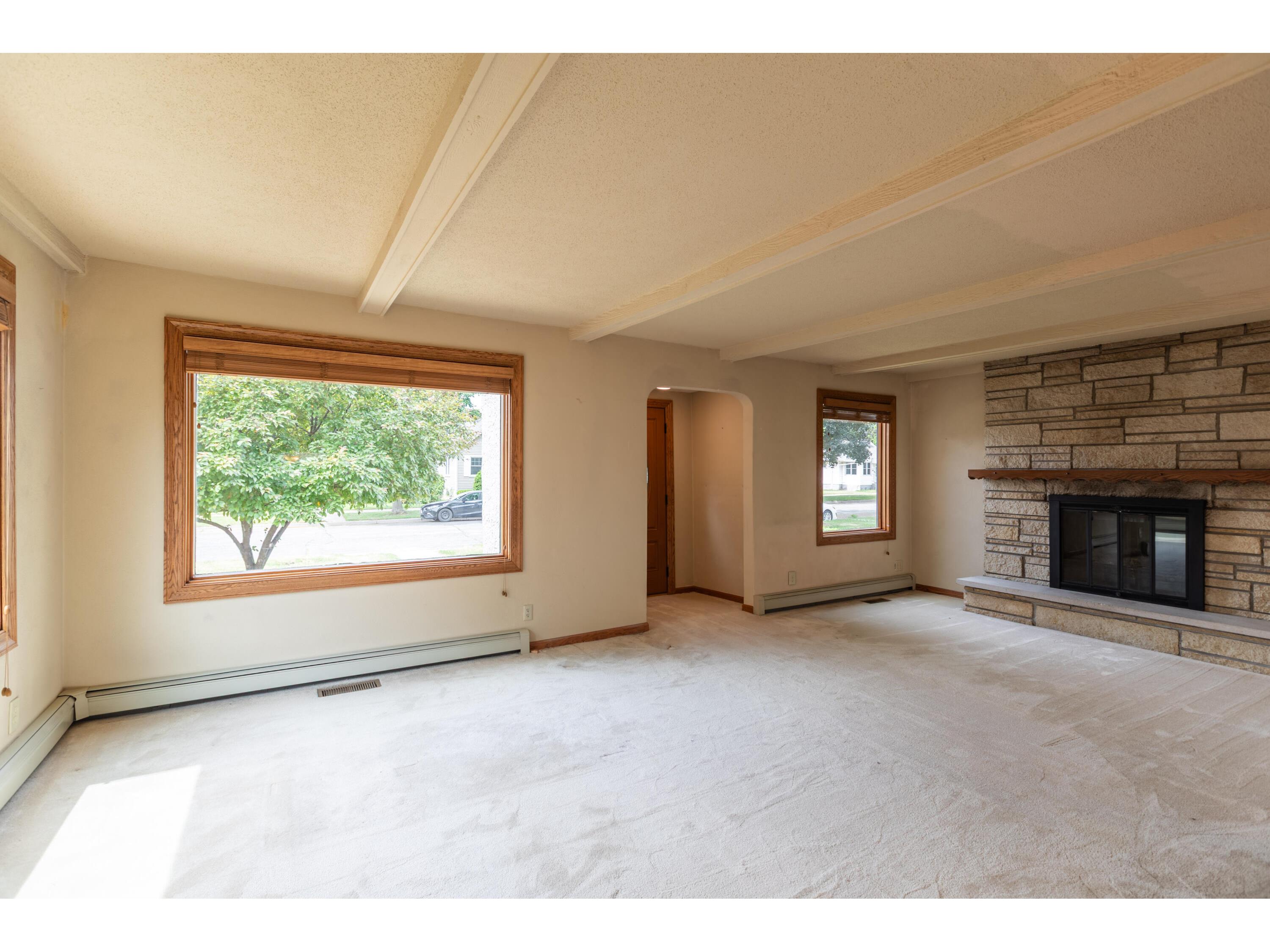 2406 Wood La Crosse WI 54603 1965369 image16