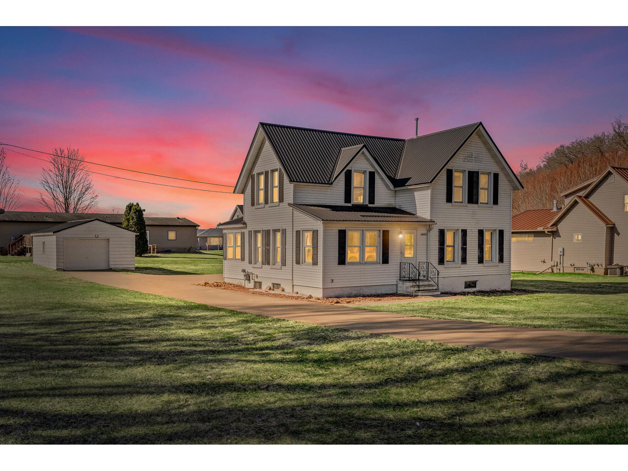 24073 Burrows Independence WI 54747 1956820 image1
