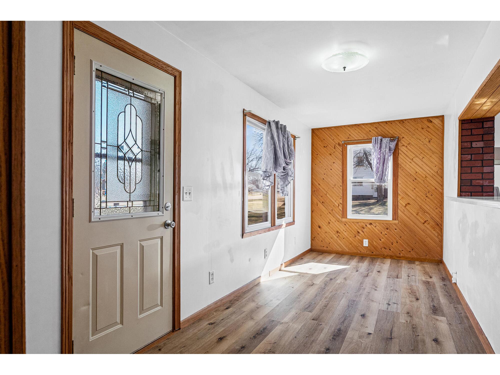 24073 Burrows Independence WI 54747 1956820 image2