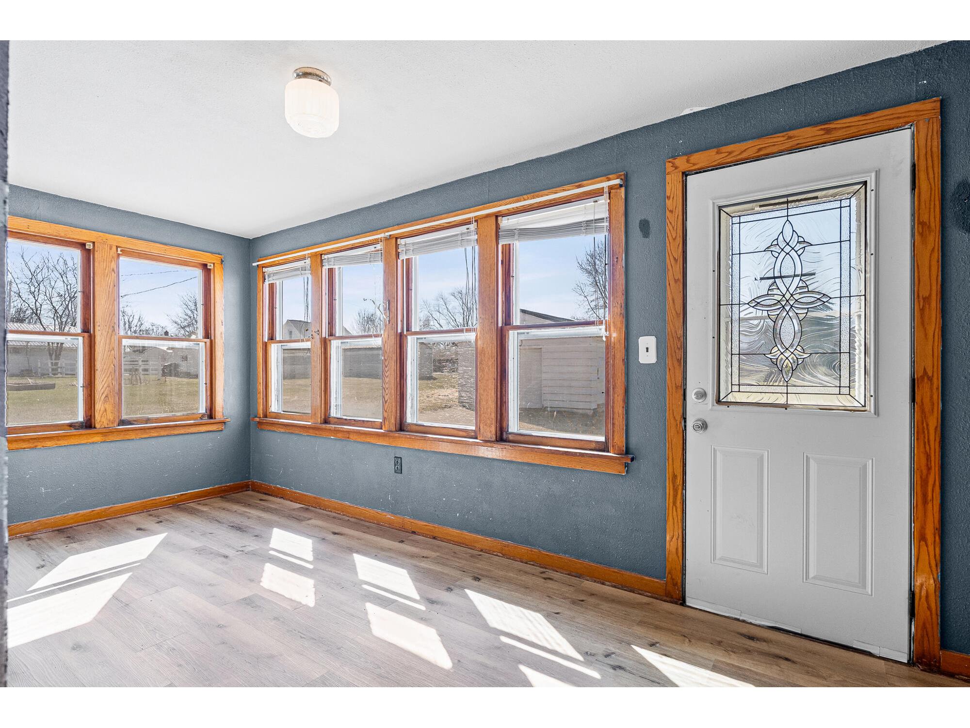24073 Burrows Independence WI 54747 1956820 image22
