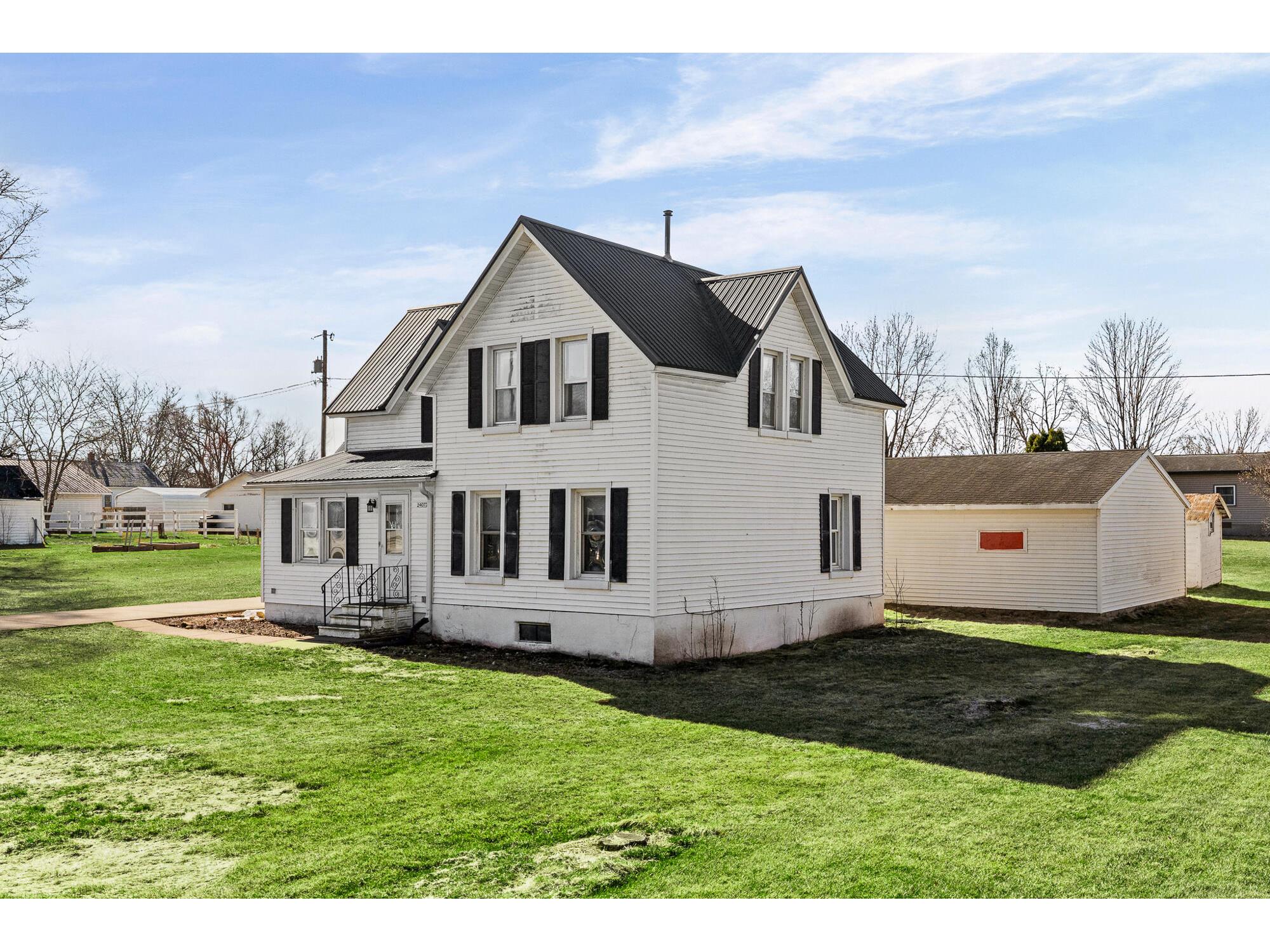 24073 Burrows Independence WI 54747 1956820 image27