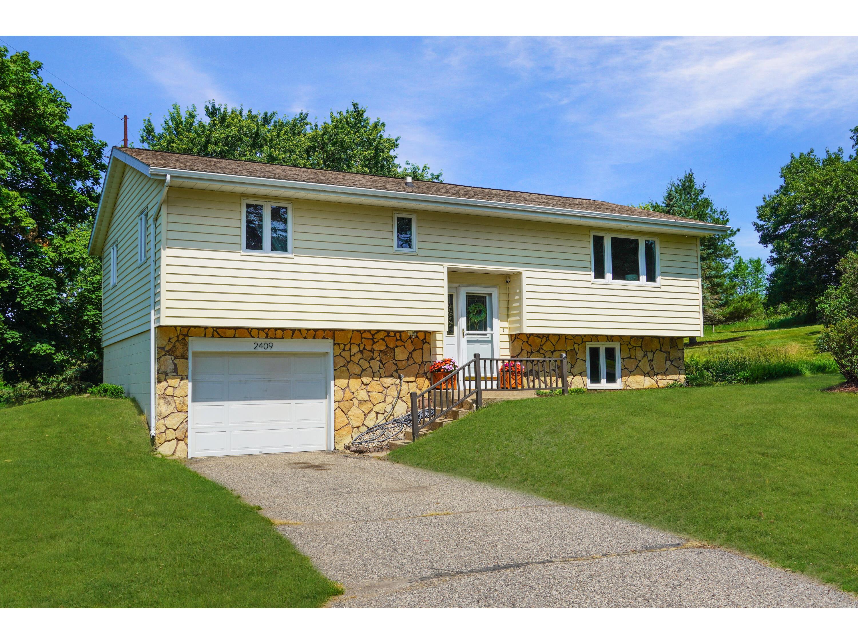 2409 Franklin Onalaska WI 54650 1923299 image1