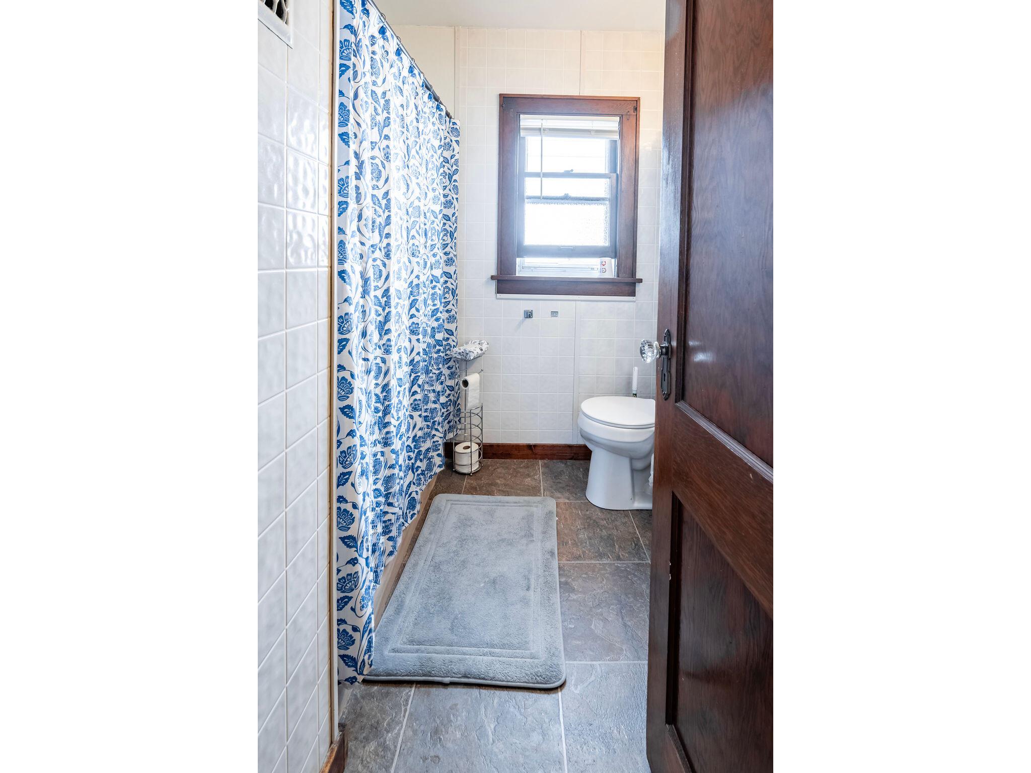 2427 Loomis La Crosse WI 54603 1940357 image7