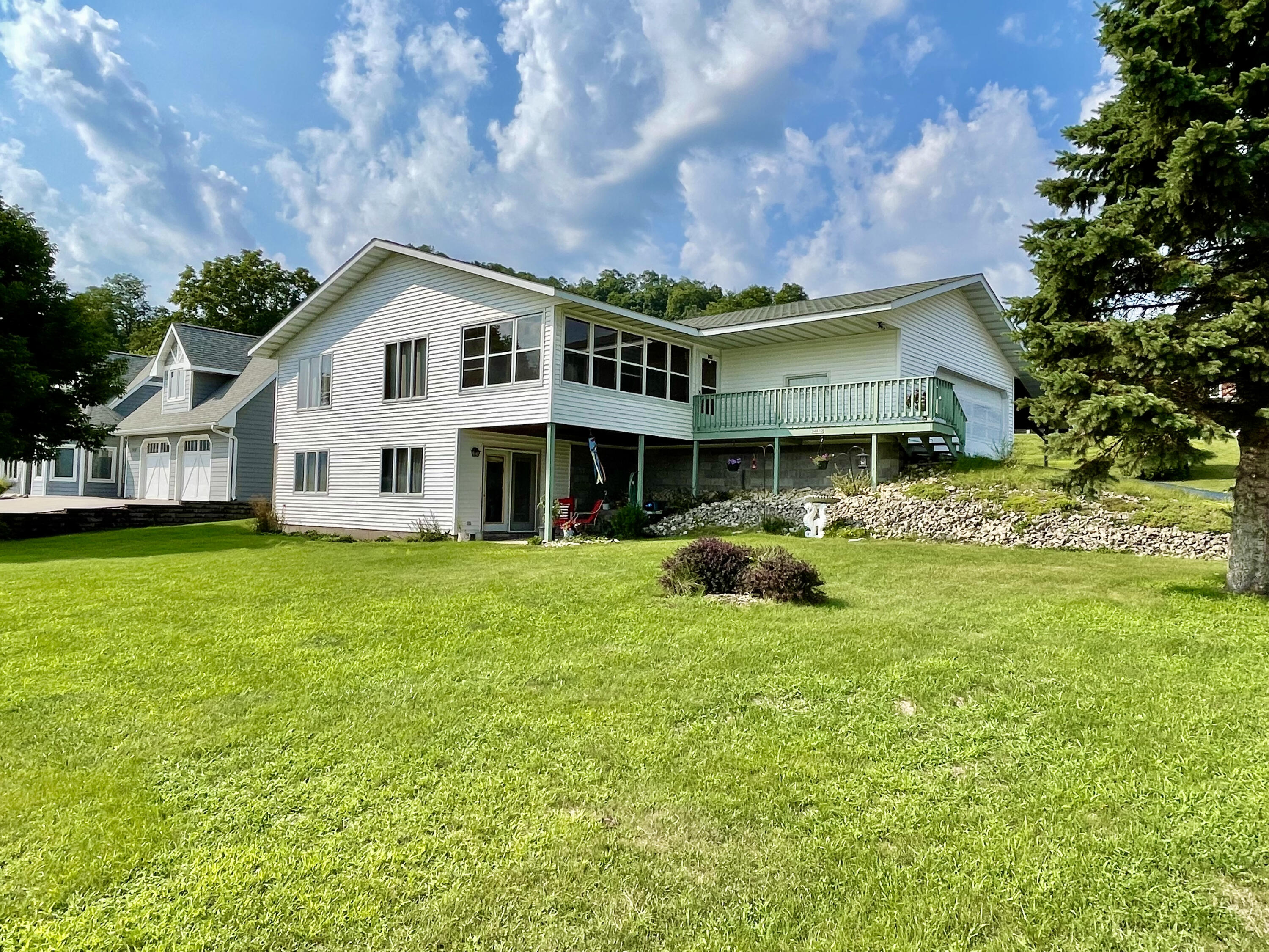 24612 1st St, Trempealeau, WI 54661 MLS 1754910 Edina Realty