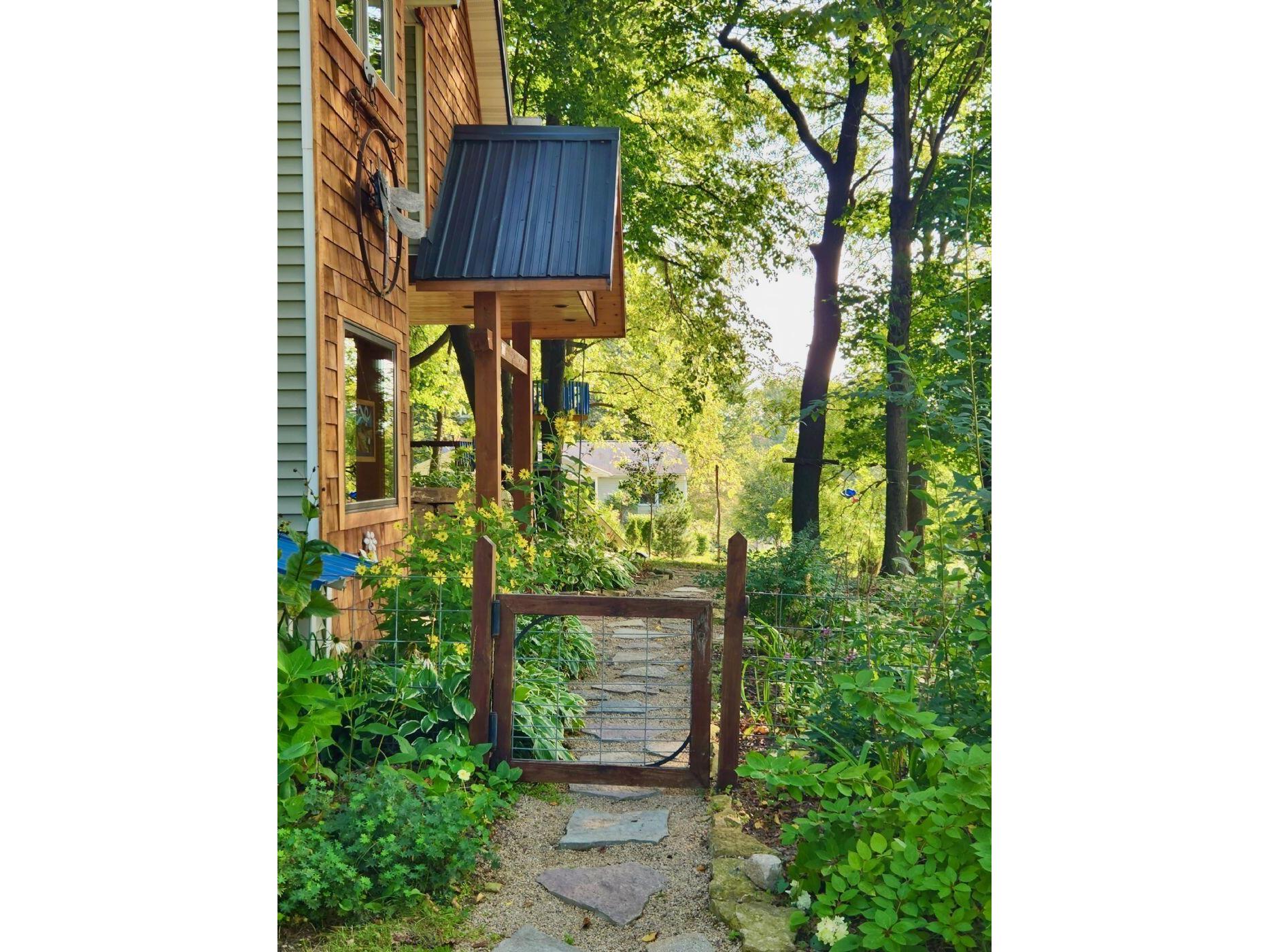 247 5th, Viroqua, WI, 54665 MLS 1870856 Edina Realty