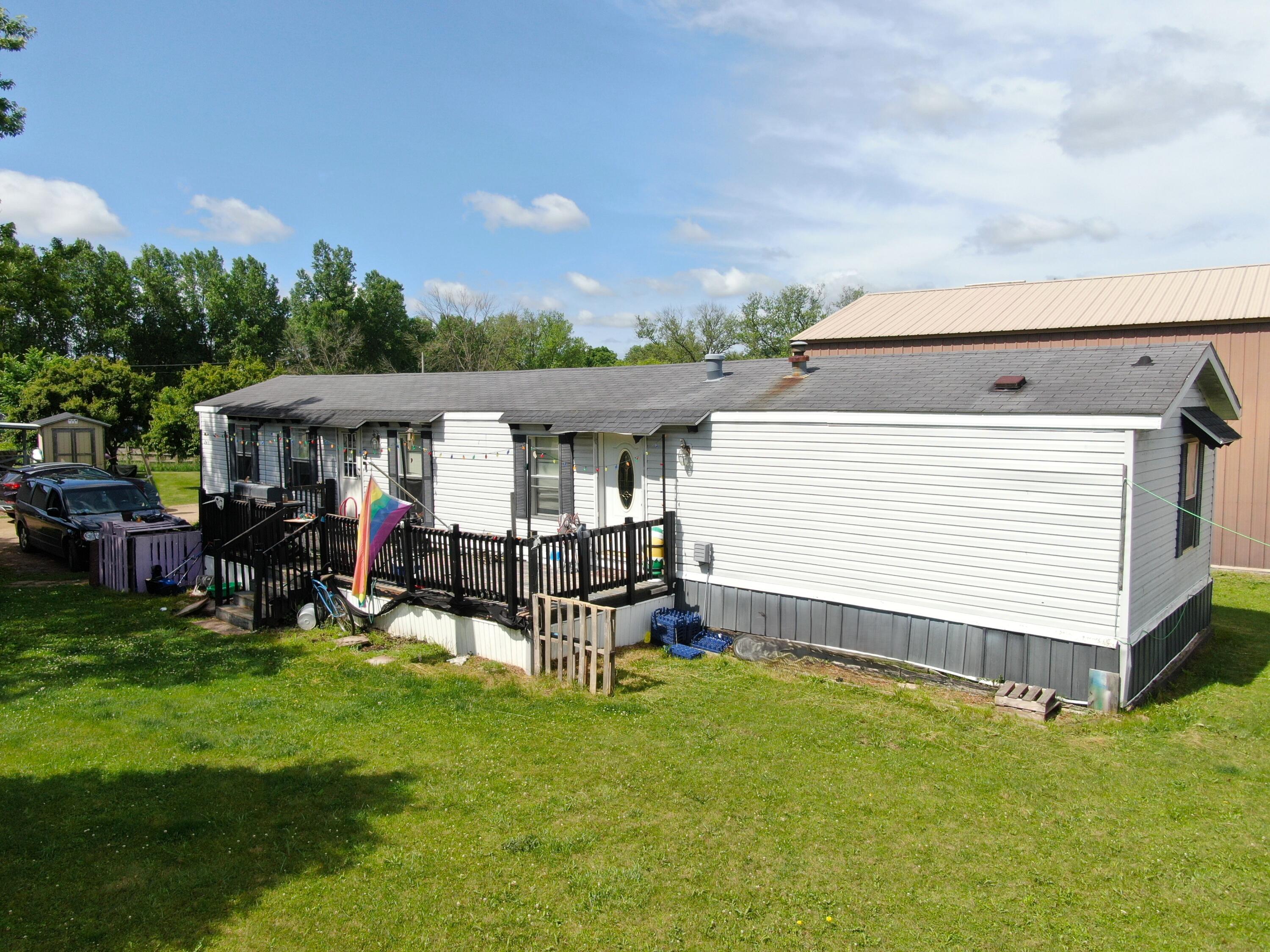 249 S State La Farge WI 54639 1922741 image17