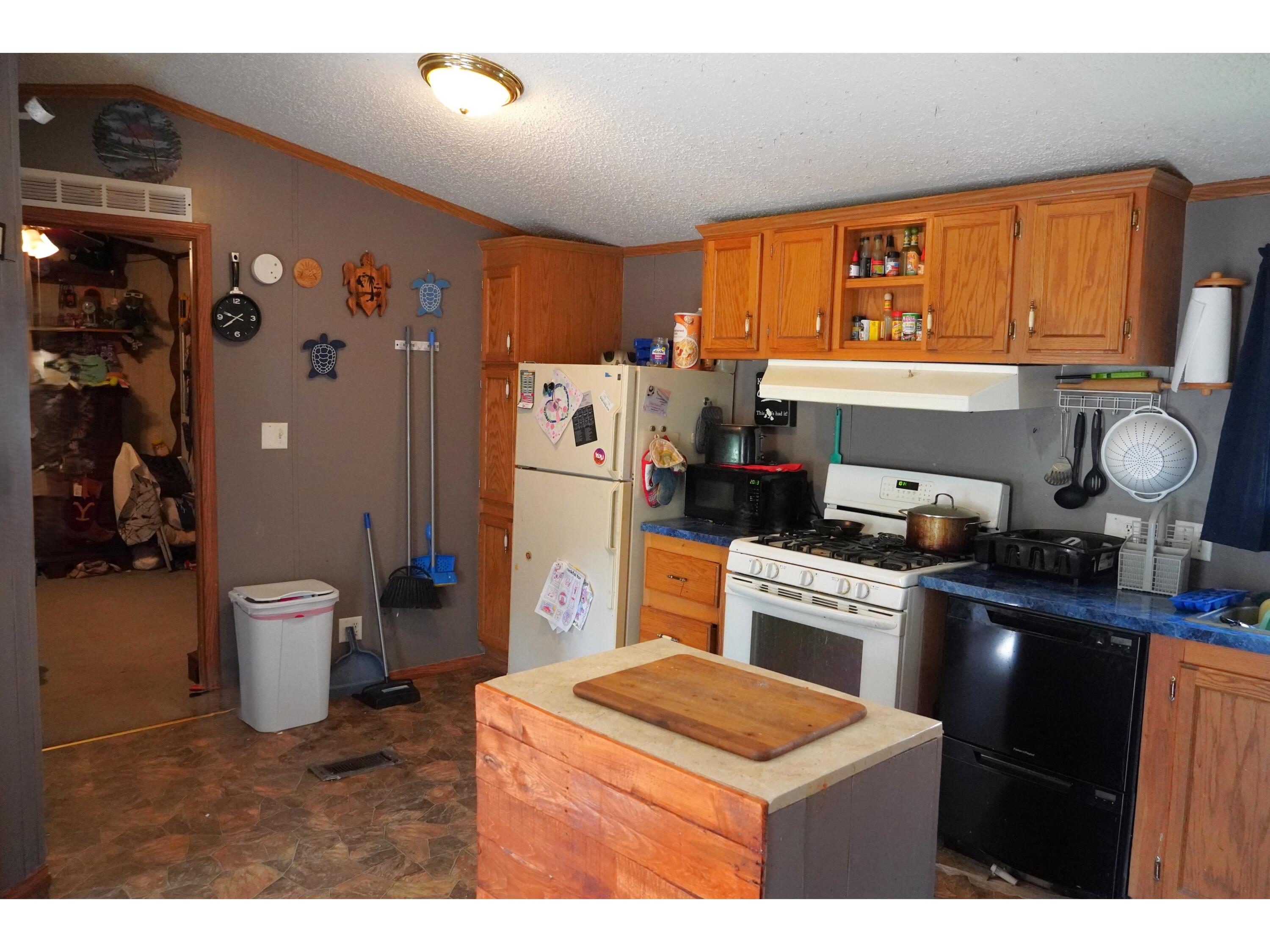 249 S State La Farge WI 54639 1922741 image8