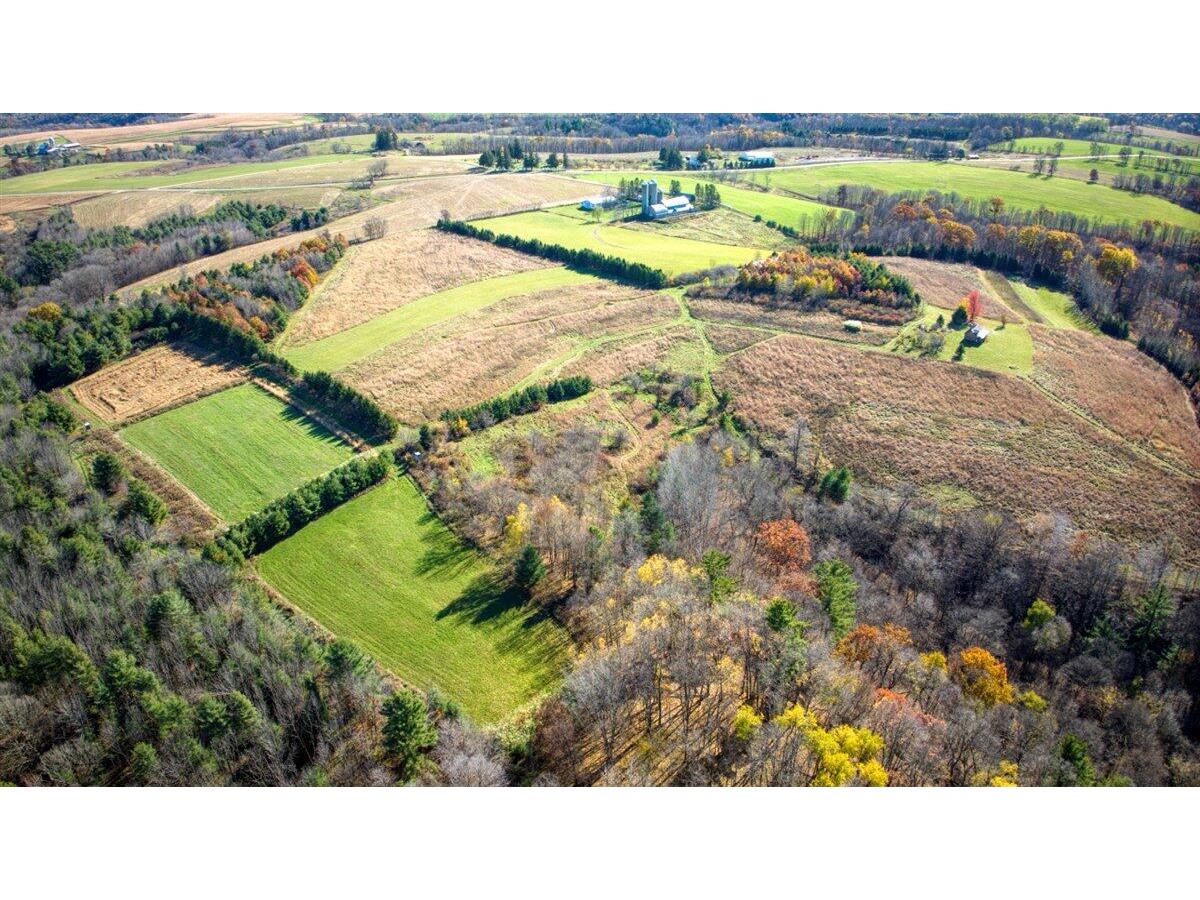 25005 Norhardt Wellington WI 54651 1942791 image1