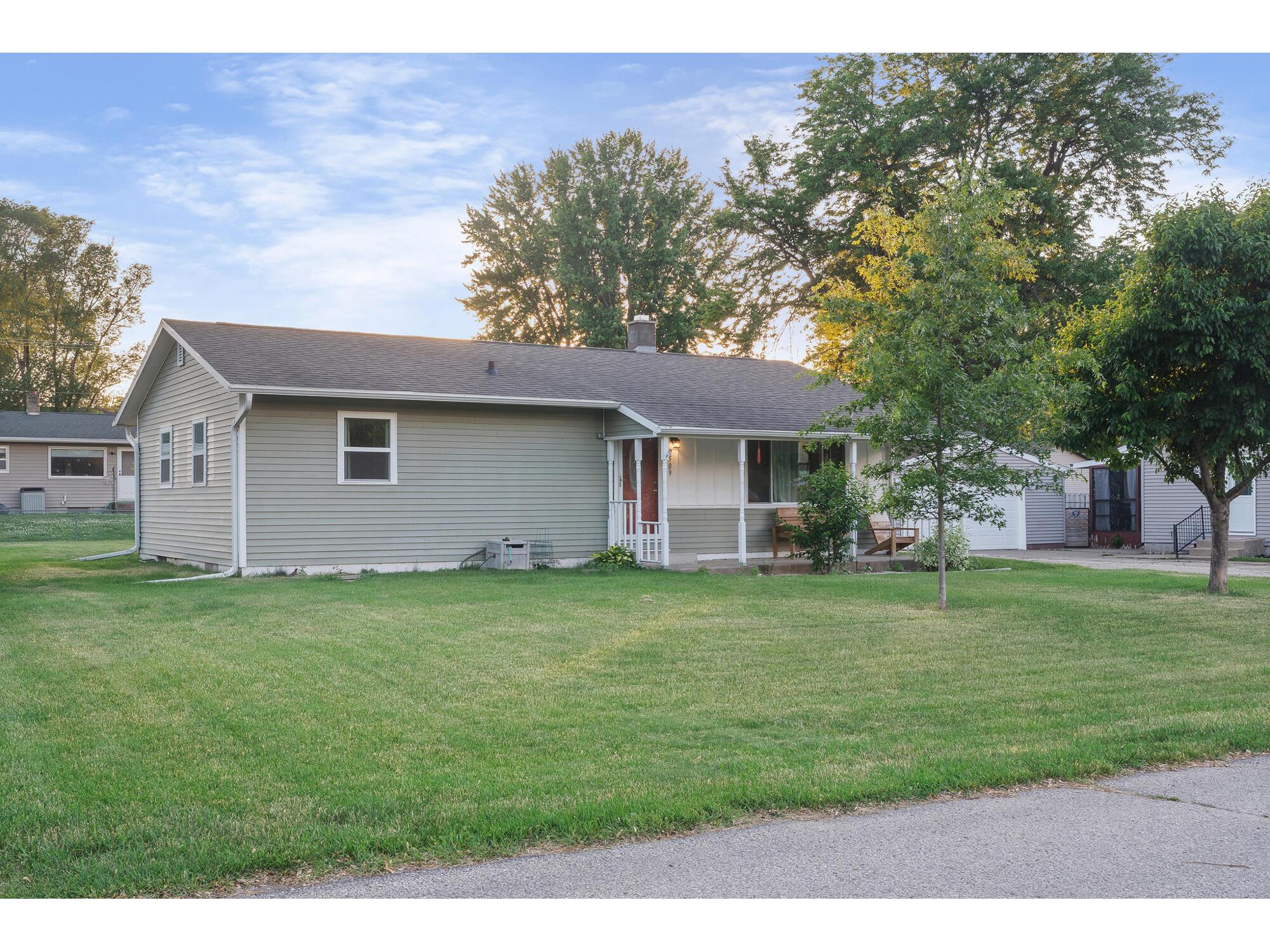 2509 Western Campbell WI 54603 1965057 image3