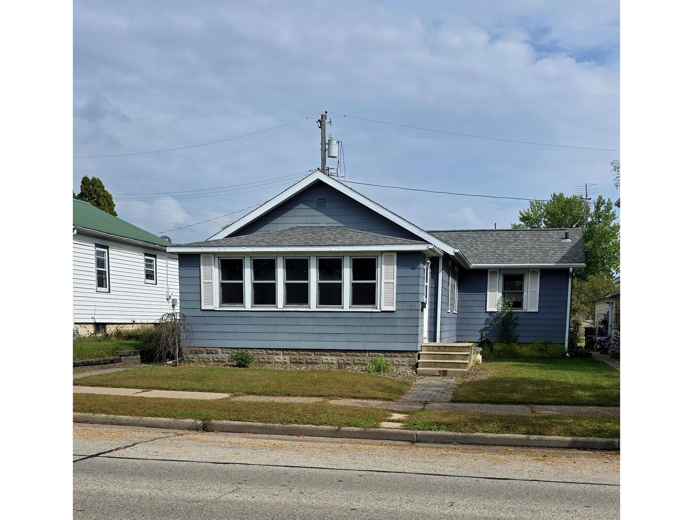 2511 16th La Crosse WI 54601 1936166 image1