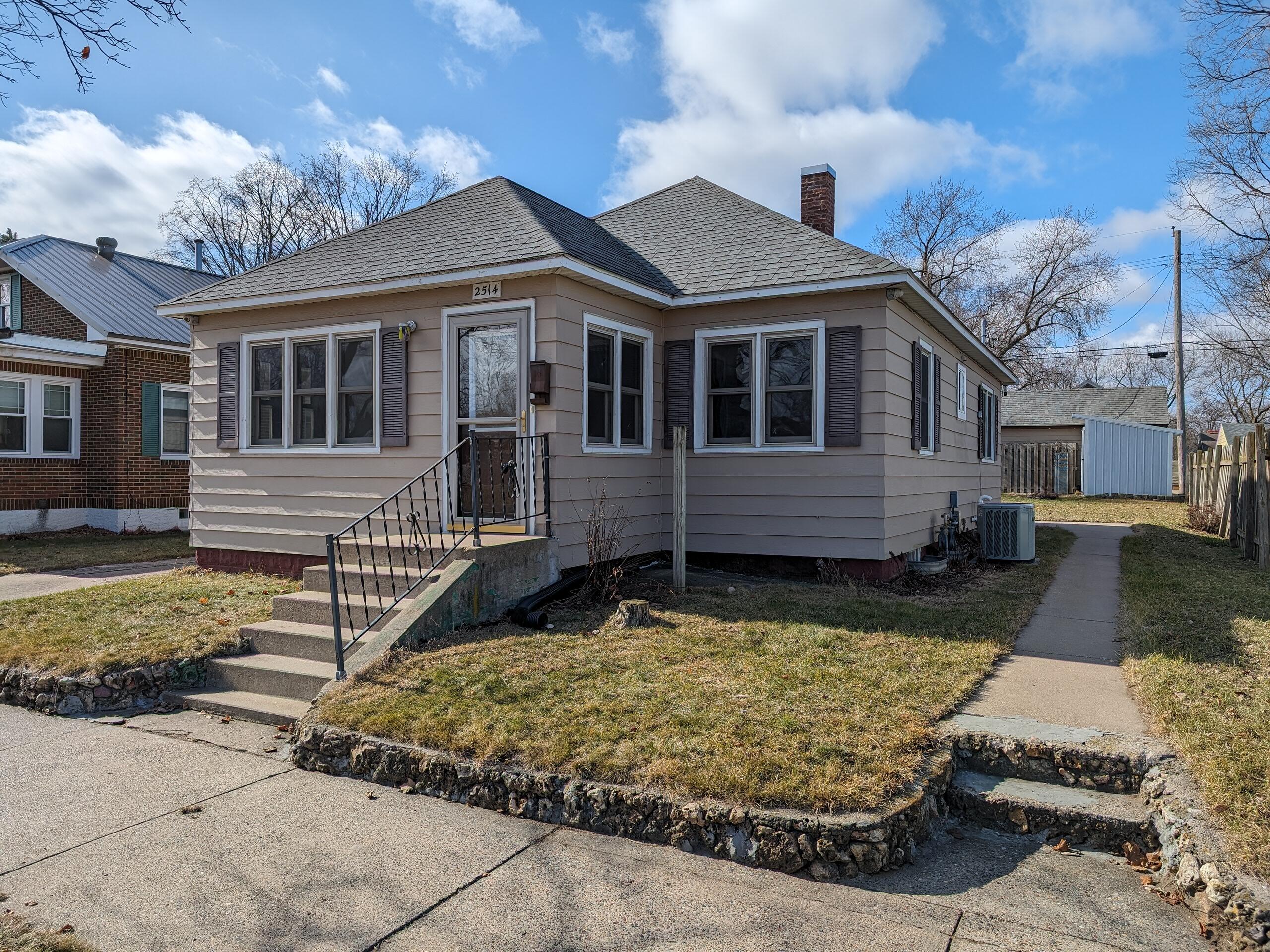 2514 14th La Crosse WI 54601 1864287 image1